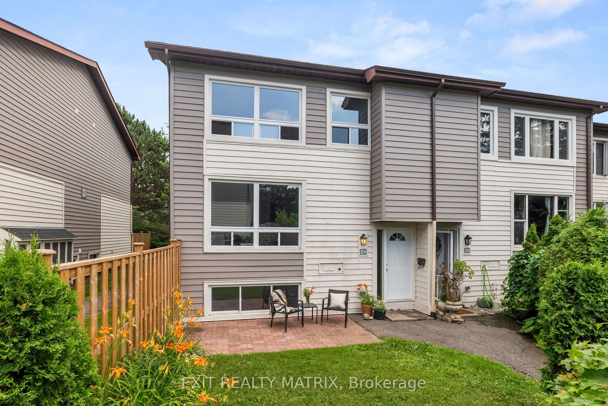 25h Banner Road Property Photo 1