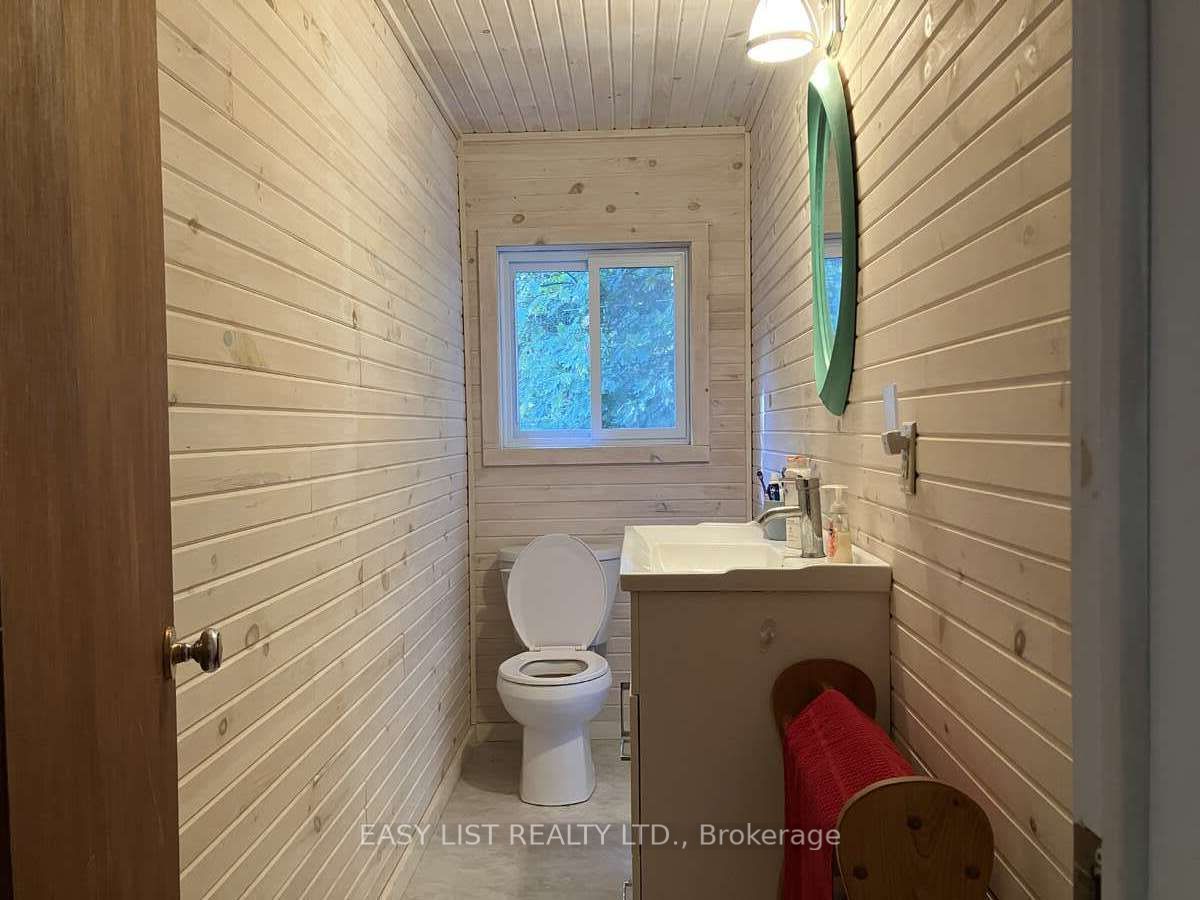 1045 Reynolds Road Property Photo 9