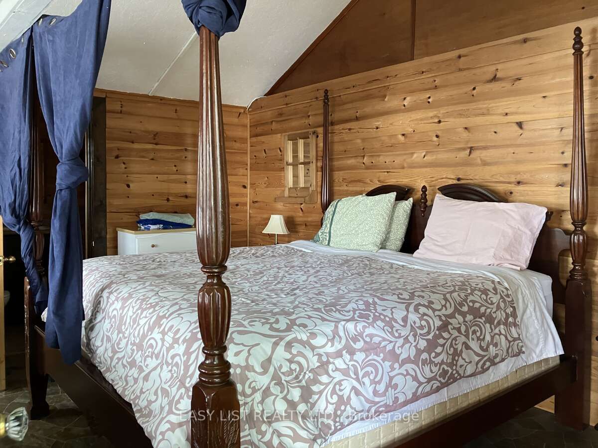 1045 Reynolds Road Property Photo 23