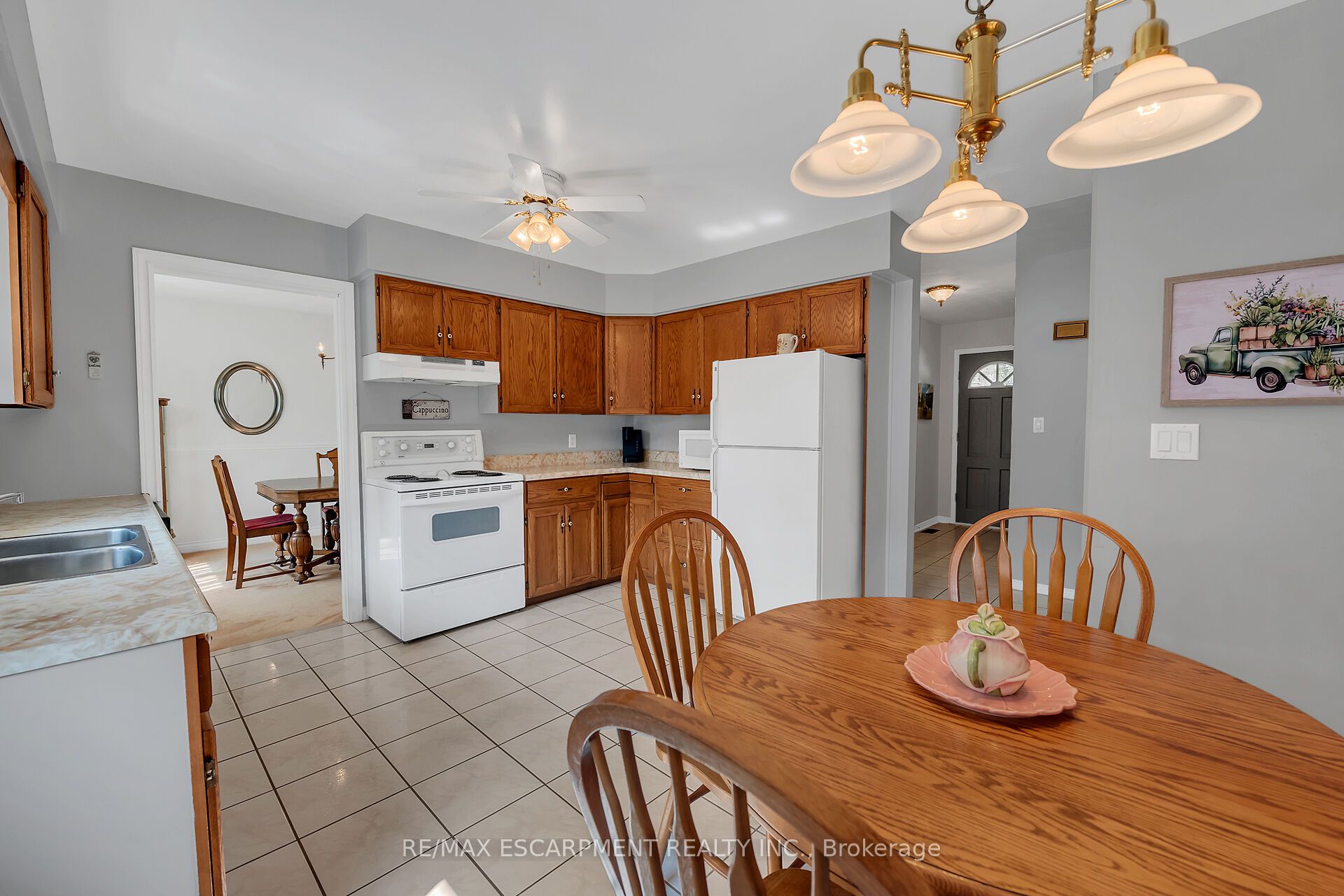 110 Ayr Street Property Photo 9