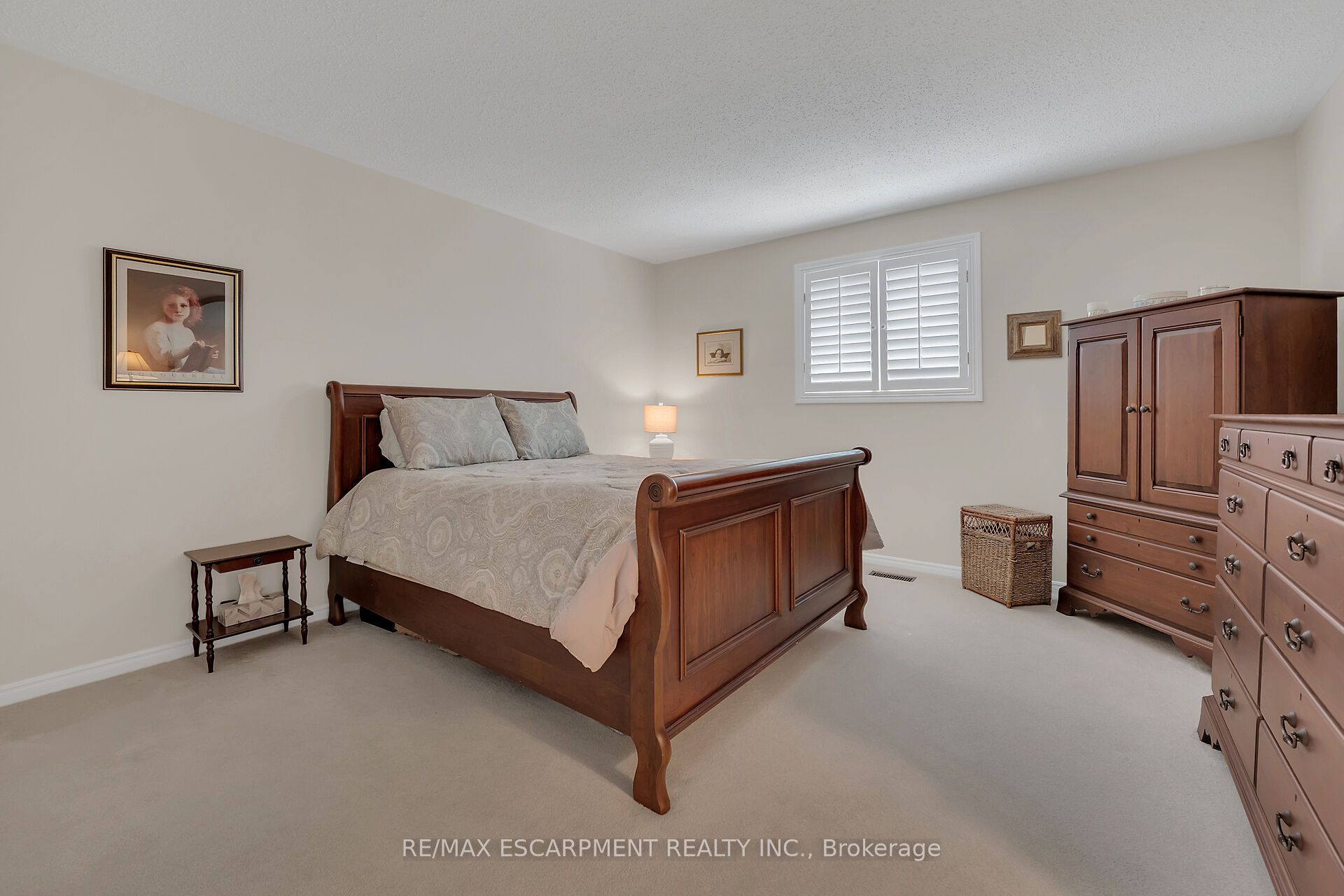 110 Ayr Street Property Photo 24