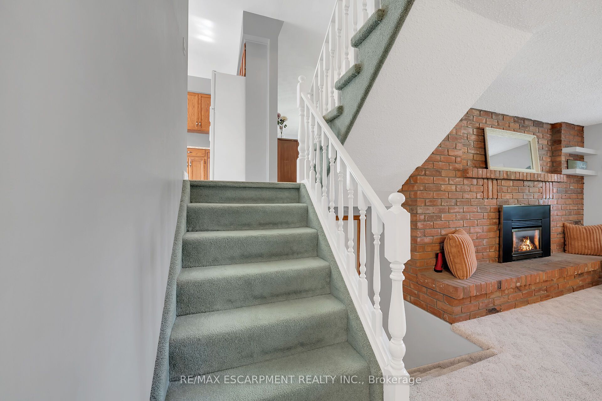 110 Ayr Street Property Photo 25