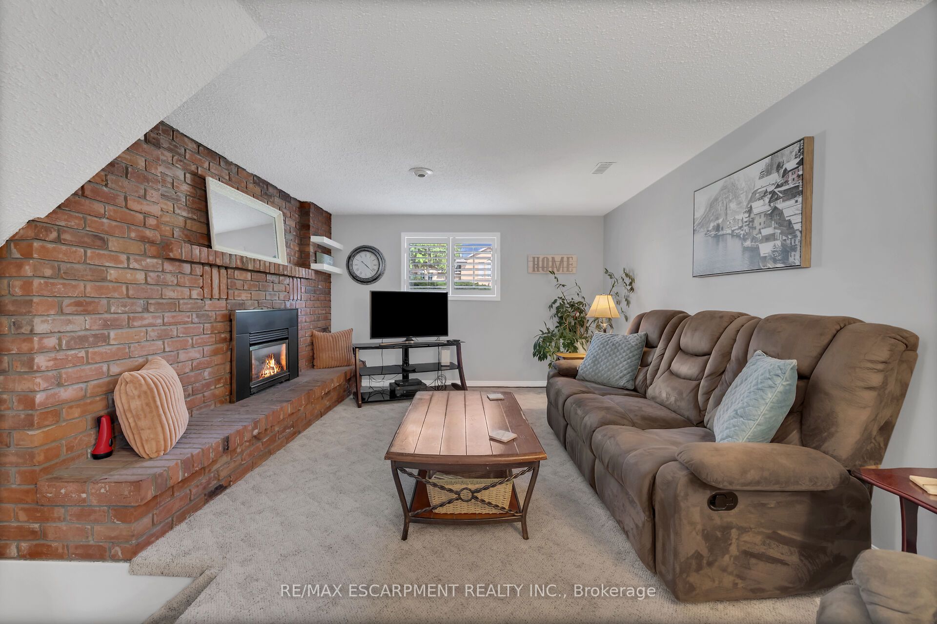 110 Ayr Street Property Photo 26