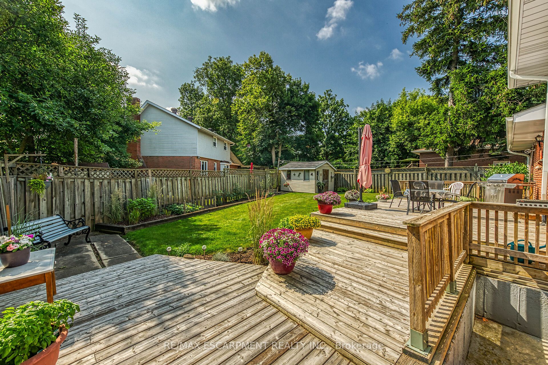 110 Ayr Street Property Photo 34