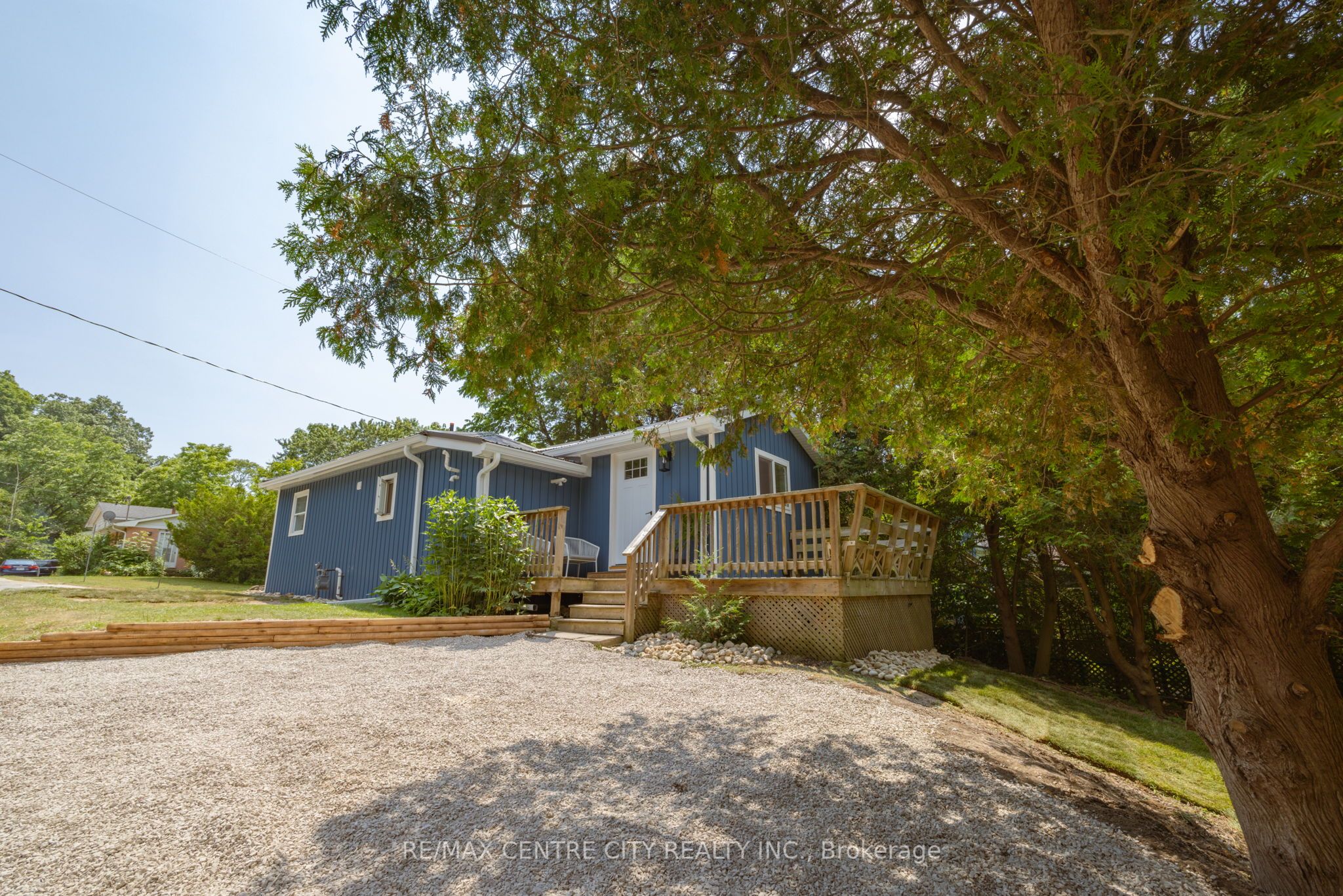 277 Charlotte Street Property Photo 1