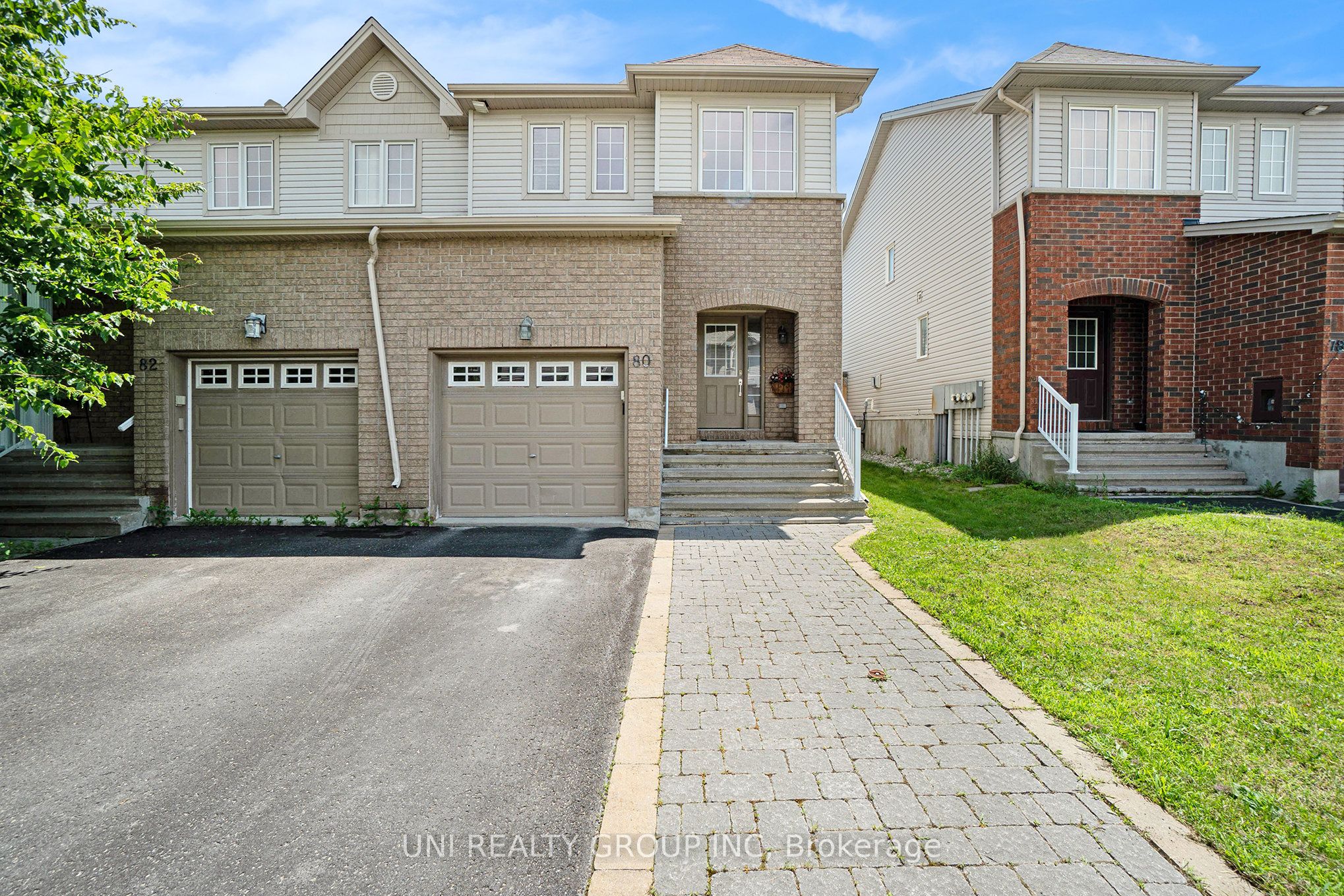 80 CHESAPEAKE Crescent Property Photo 1