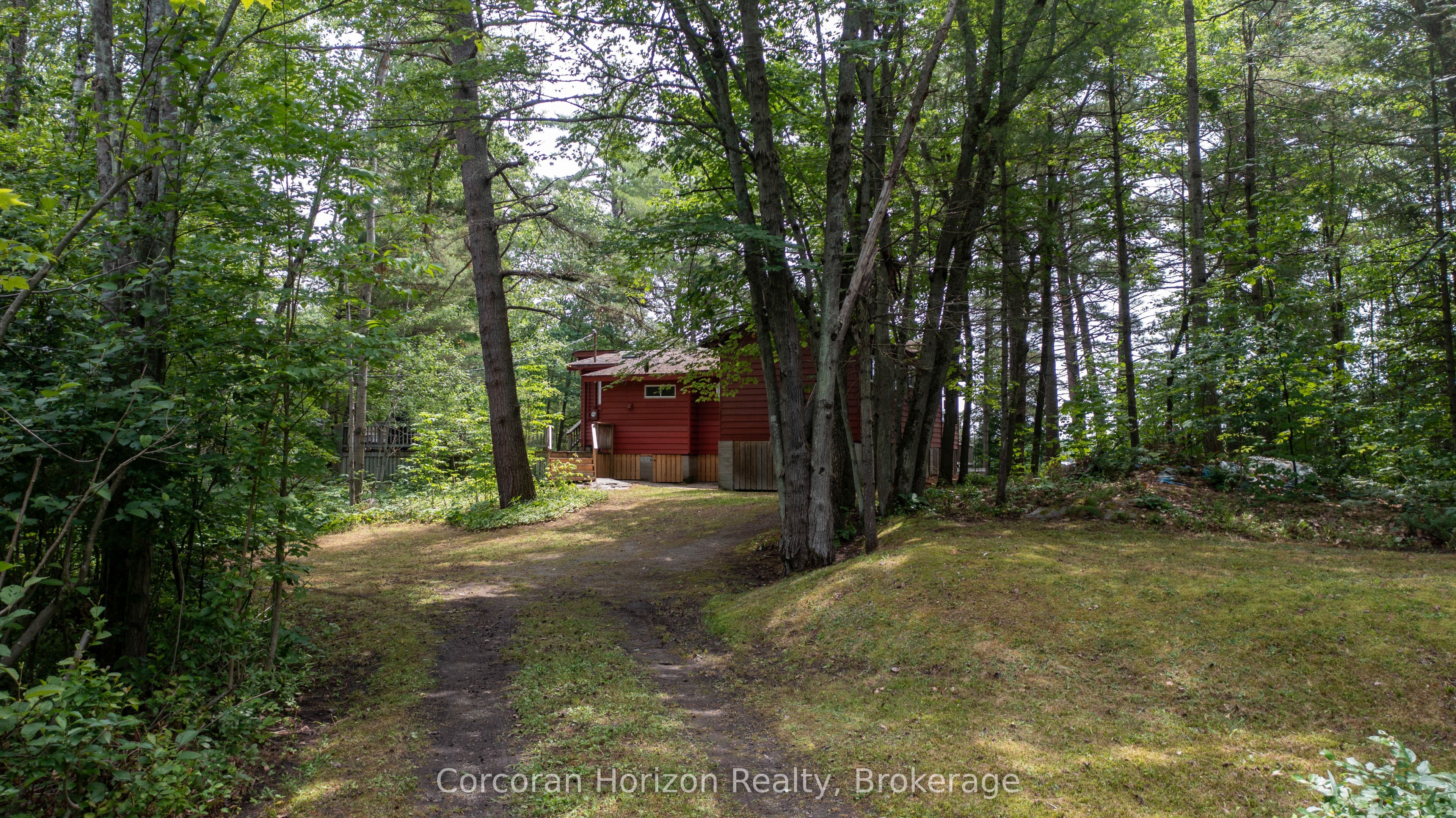 162 Winding Way Property Photo 9