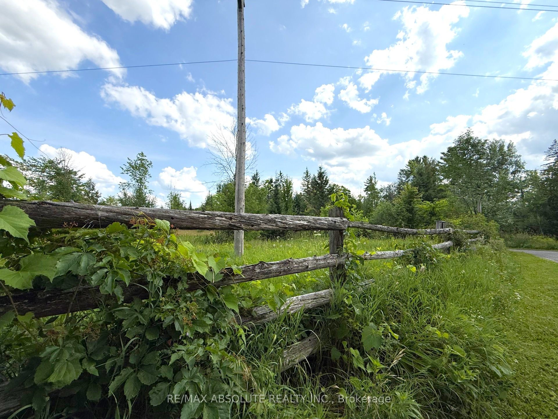 702 Part 13 Flat Rapids Road Property Photo 7