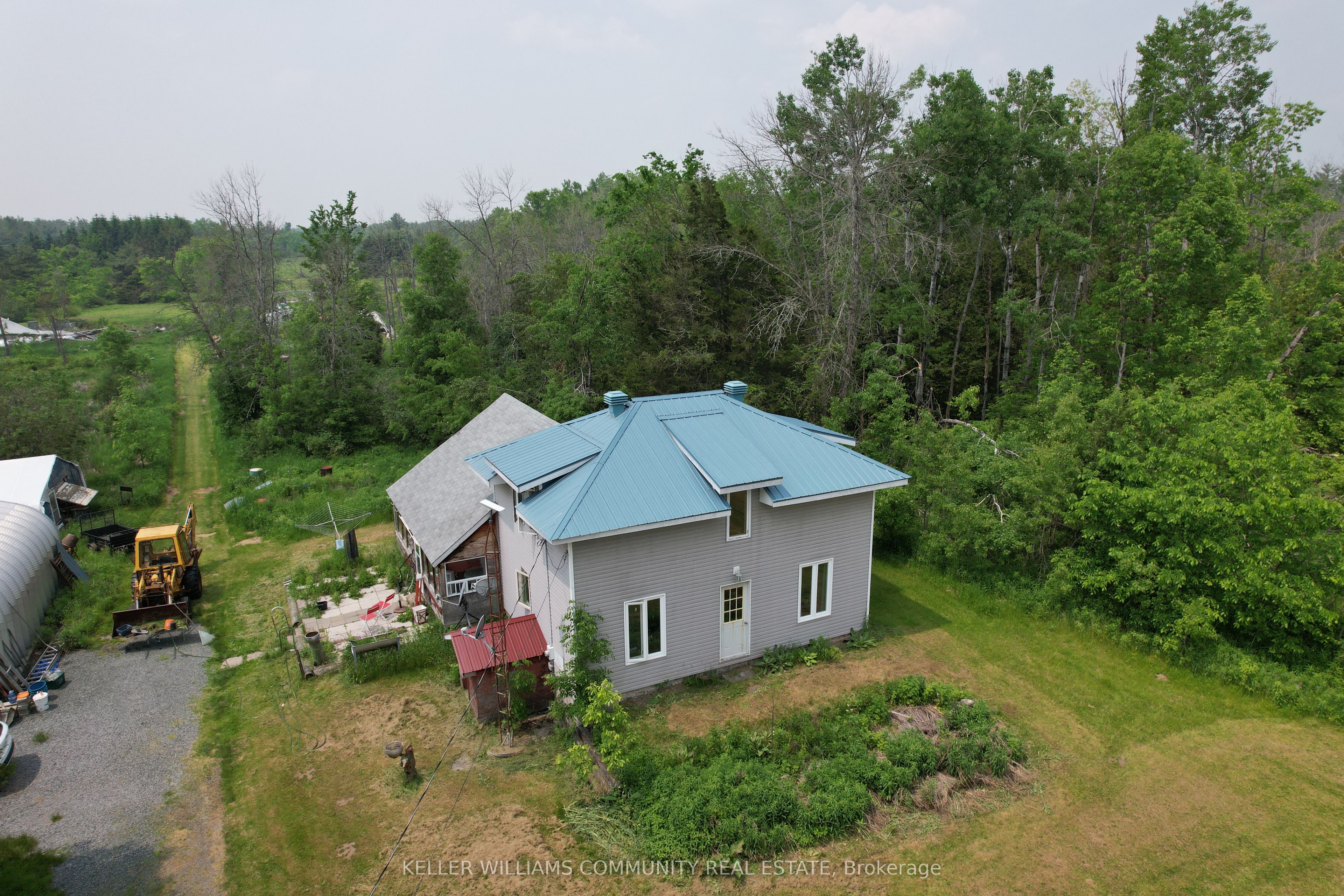 8814 County 50th Rd Property Photo 1