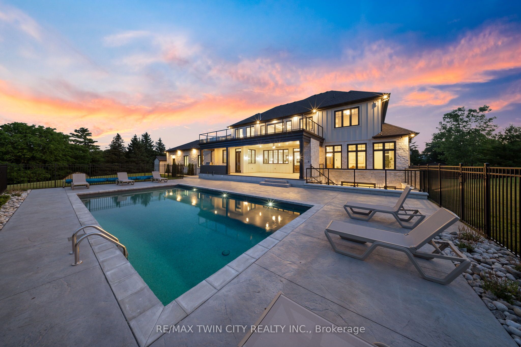 30 Highway 2 N/a Property Photo 2