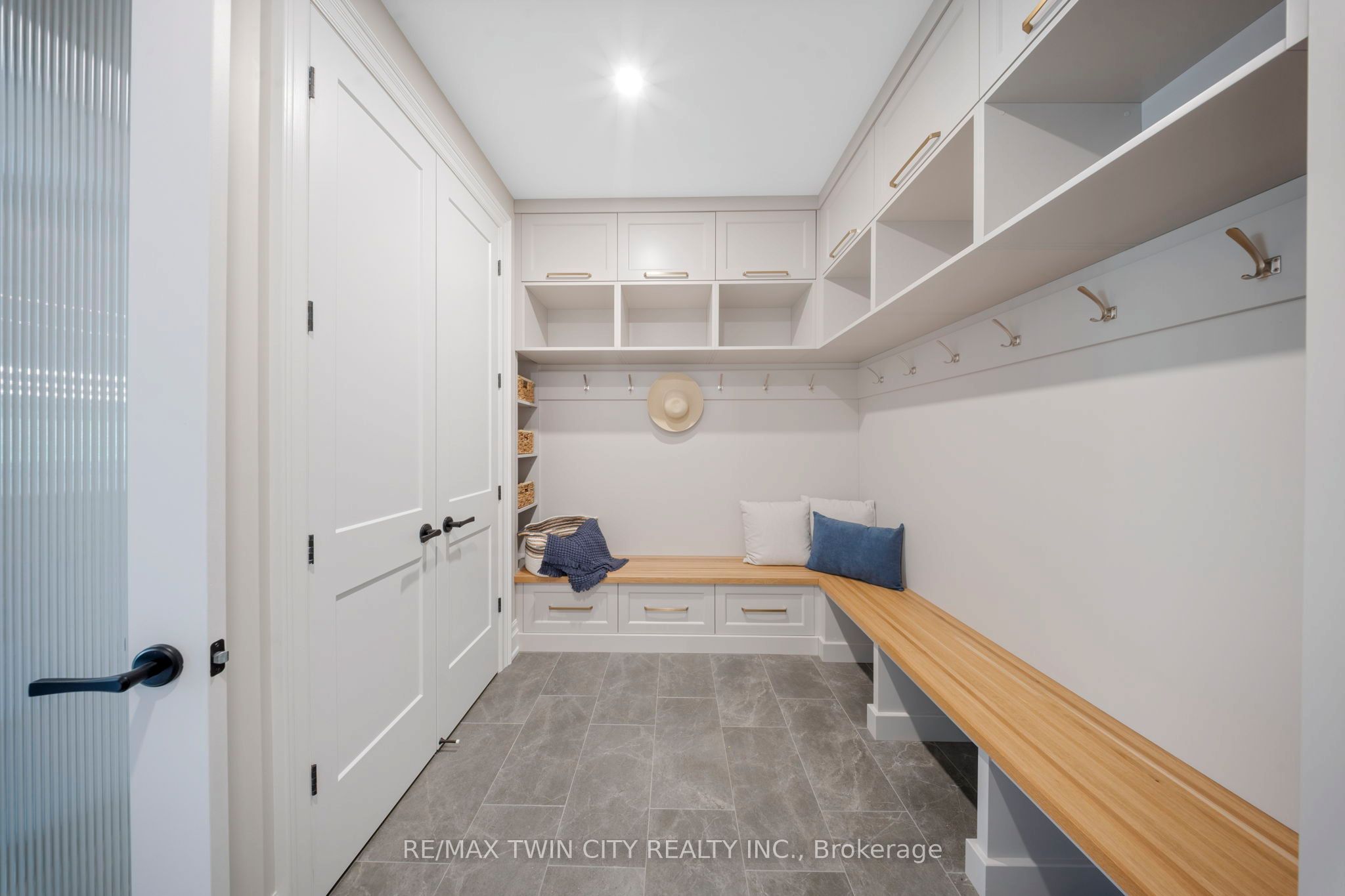 30 Highway 2 N/a Property Photo 24