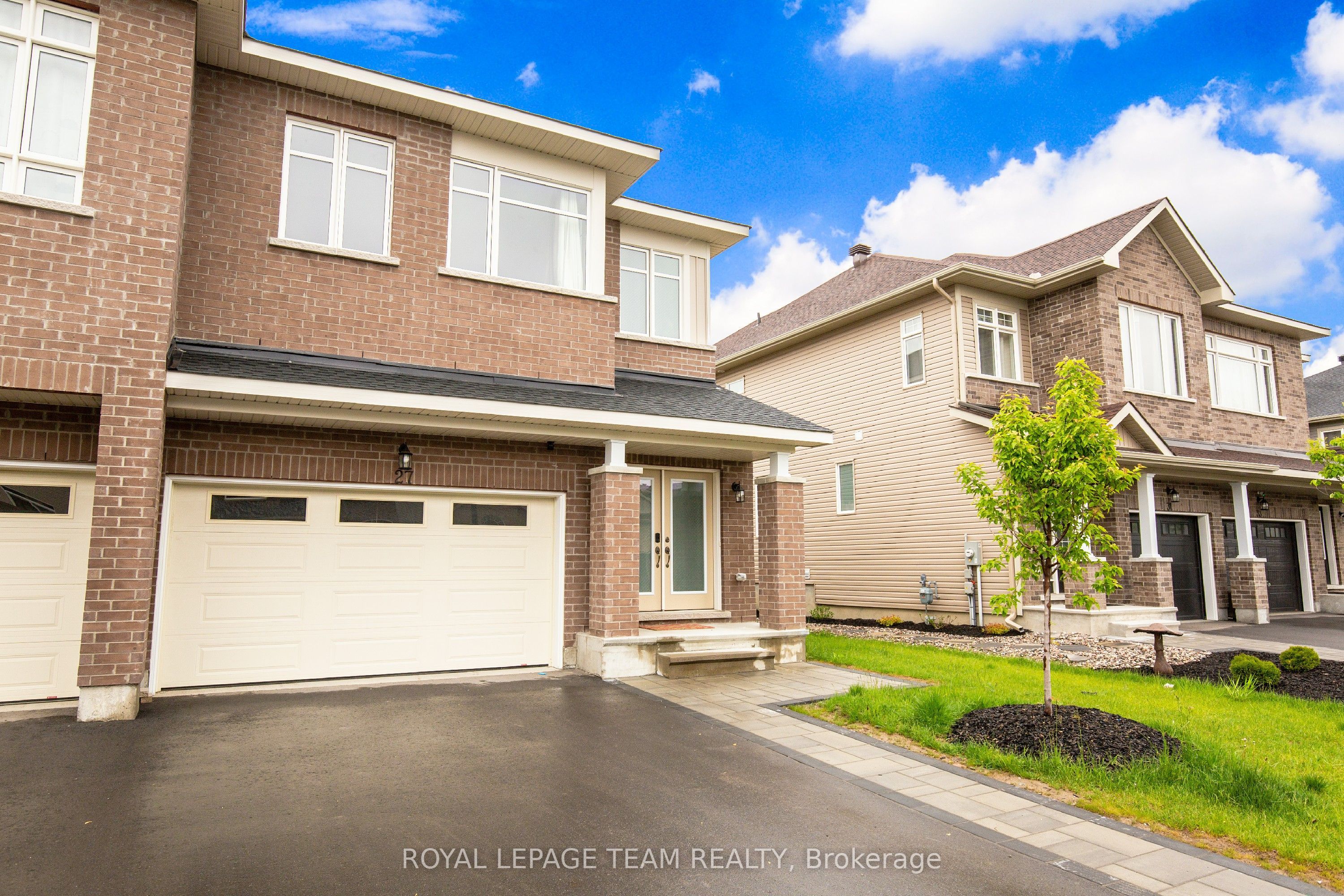 27 Antonakos Drive Property Photo 1