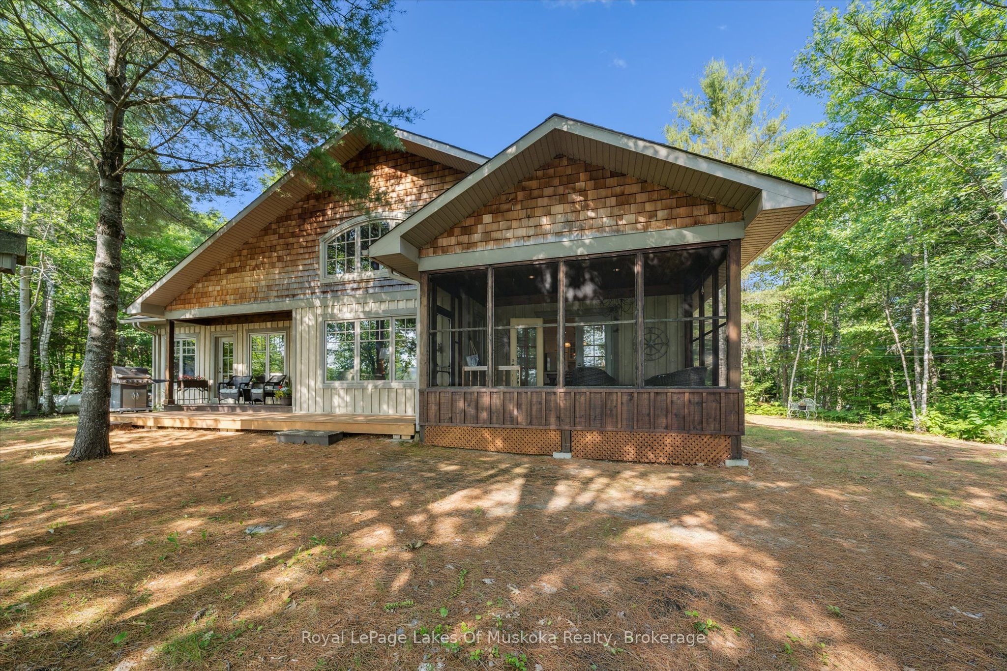 1176 Mccomb Point Dr Property Photo 1