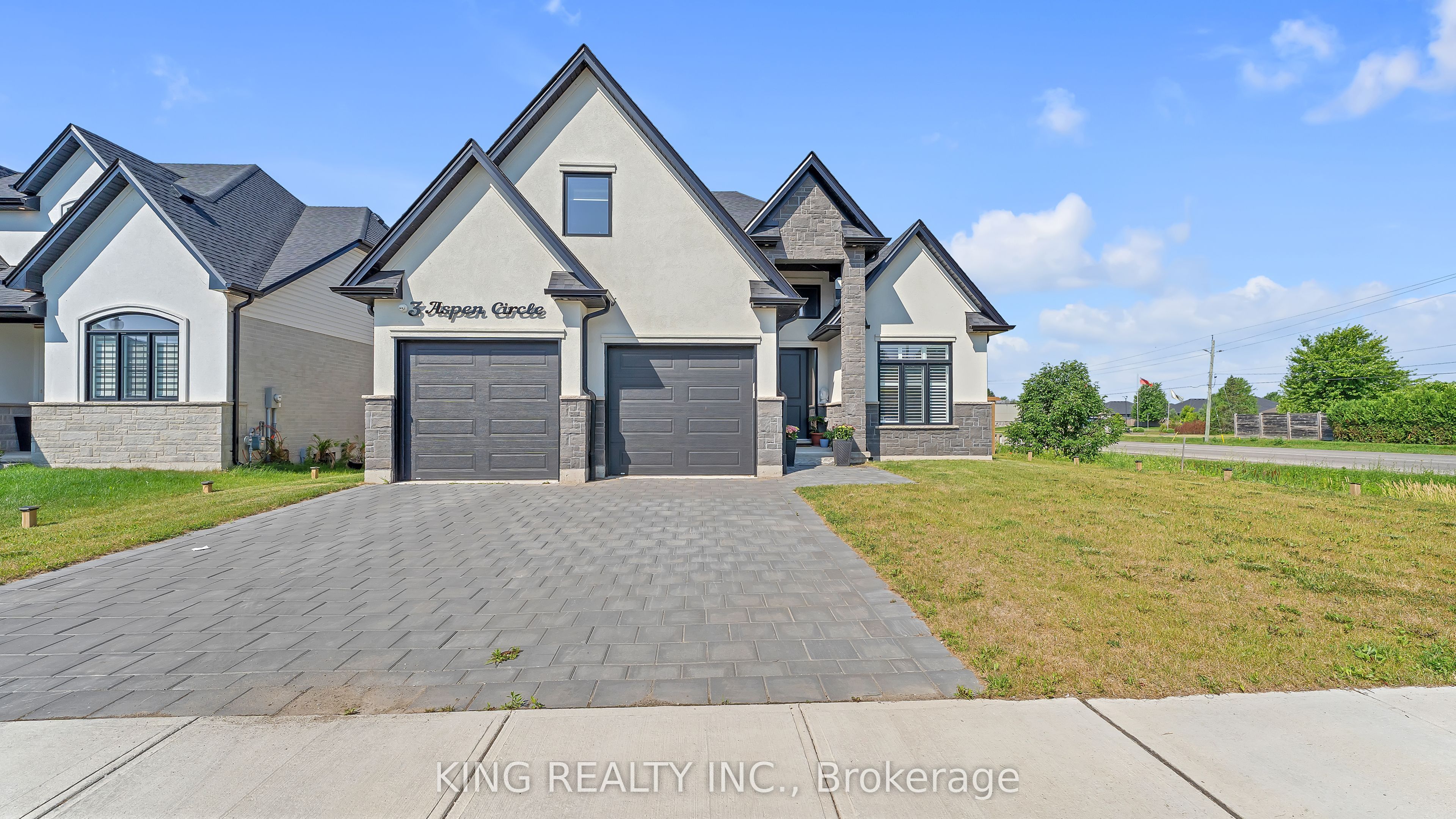 3 Aspen Circle Property Photo 1