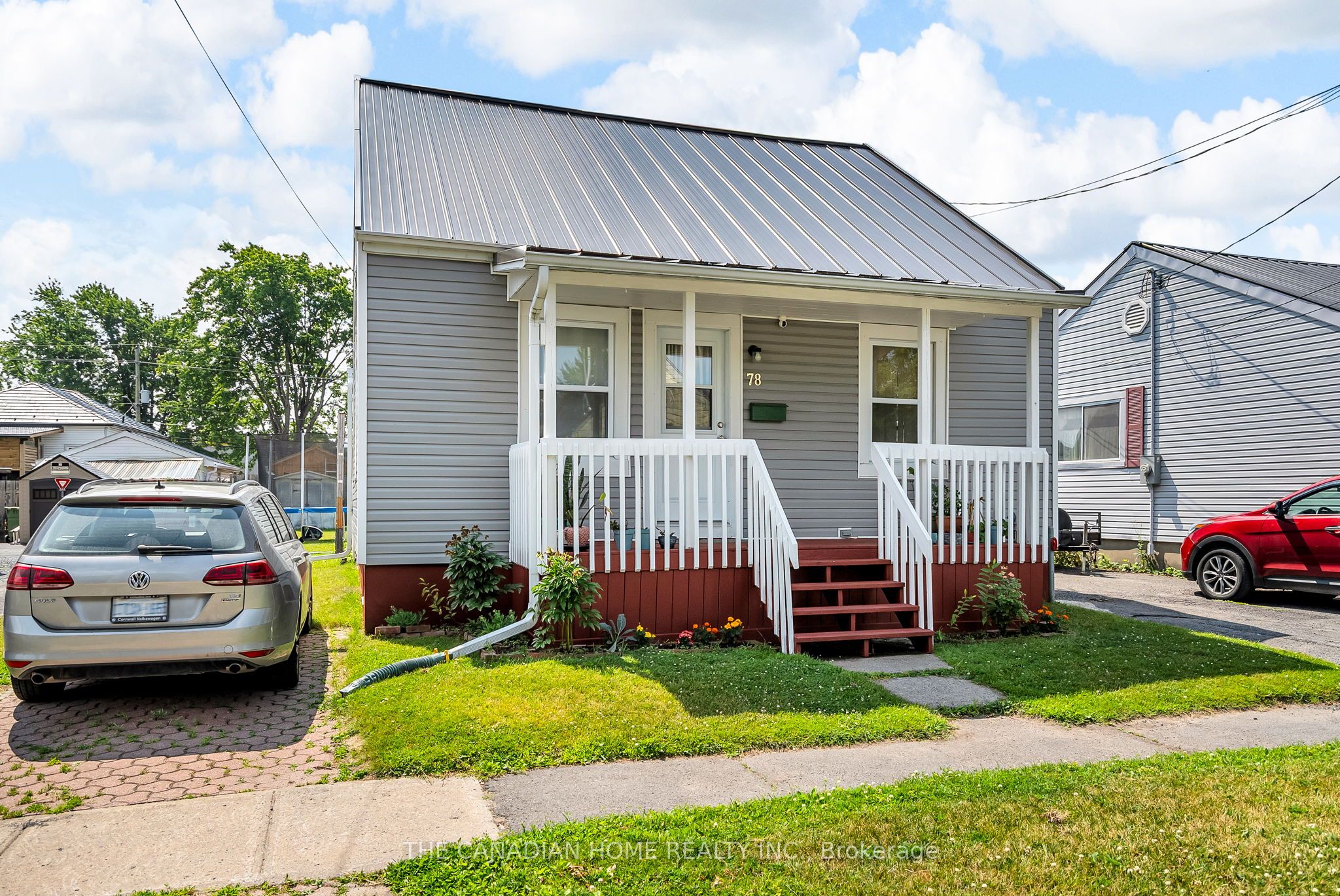 78 Vimy Ave Property Photo 1