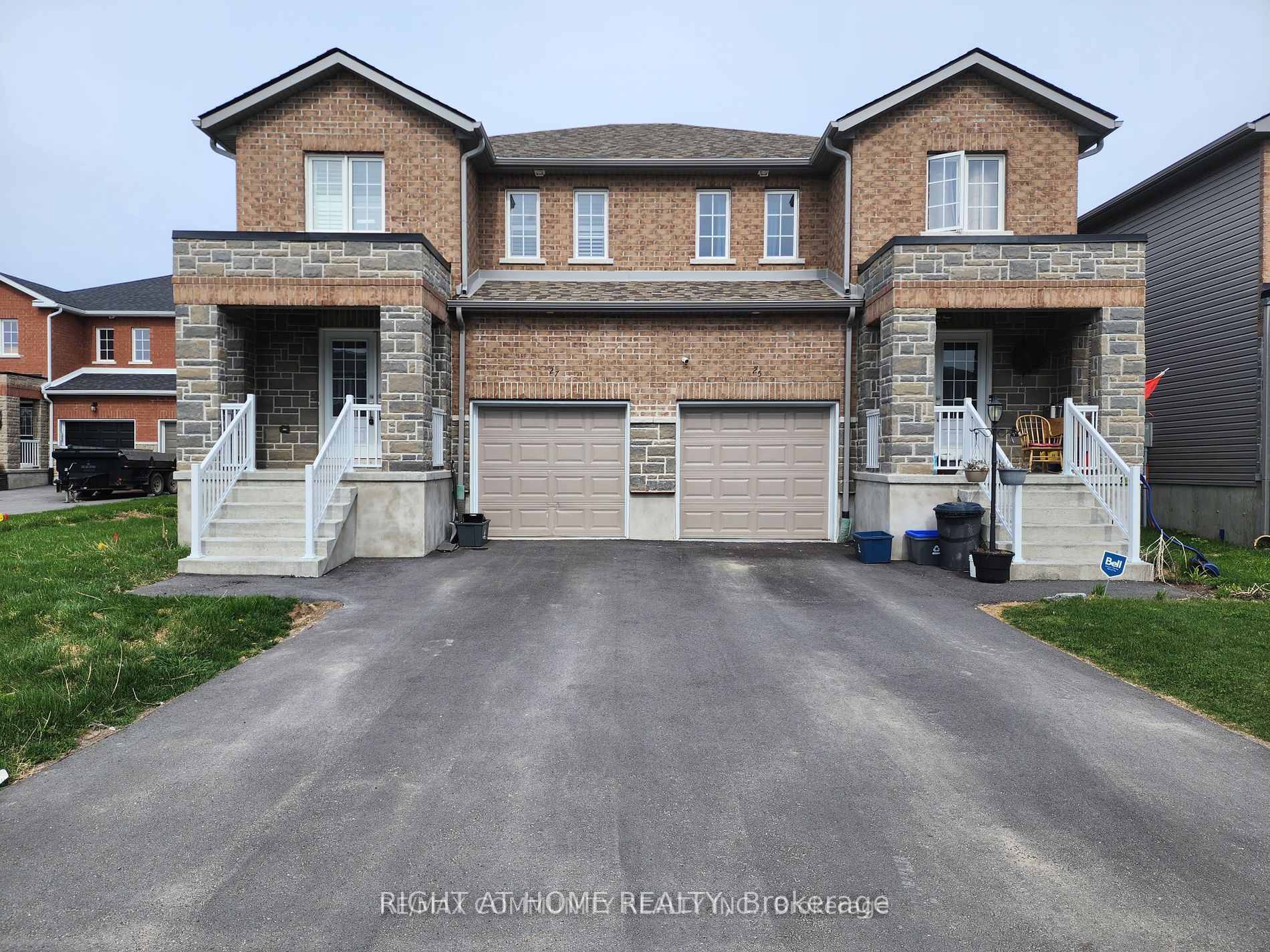 27 Tegan Ct Property Photo 1