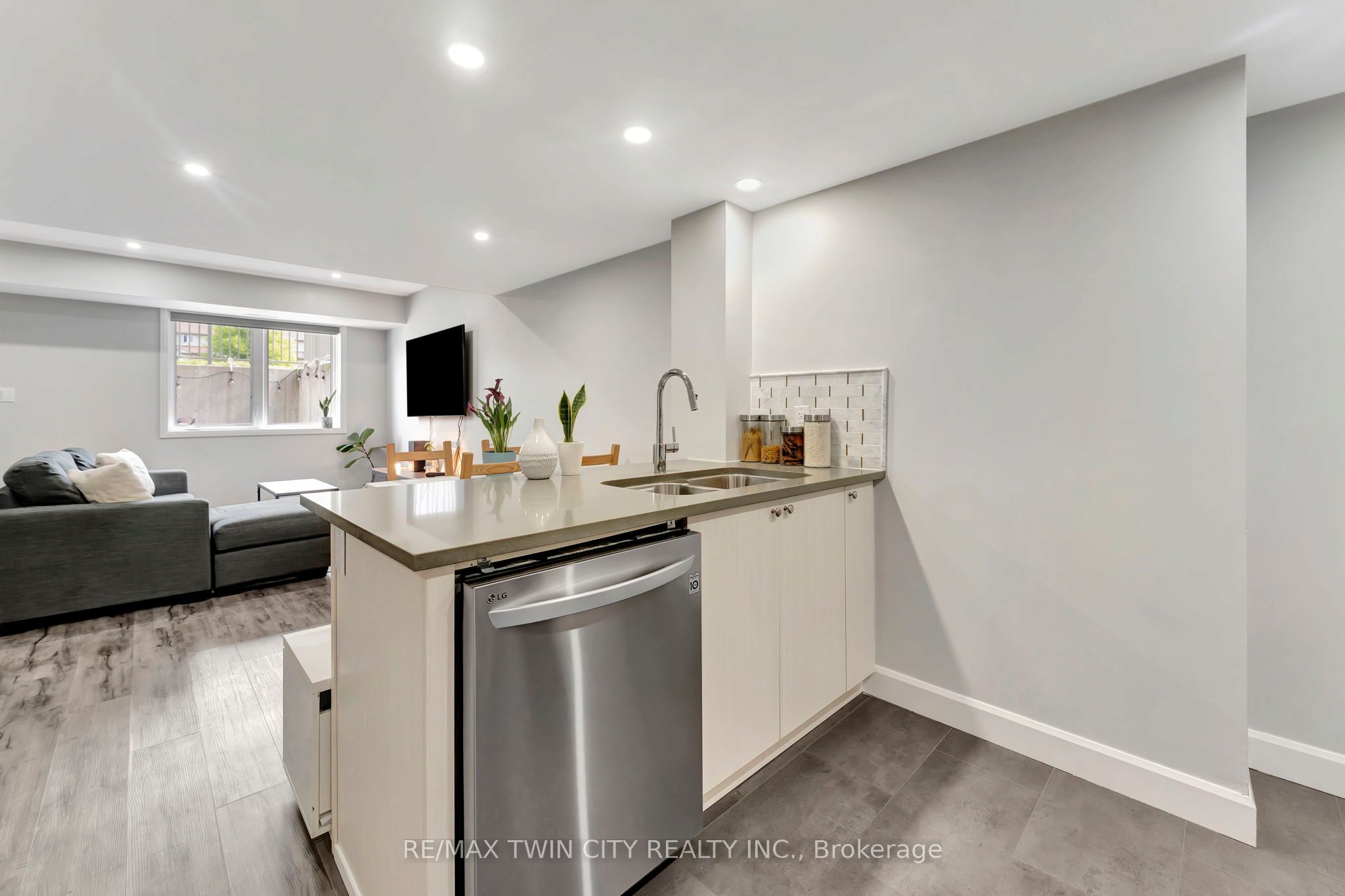 350 Fisher Mills Road 38 Property Photo 9