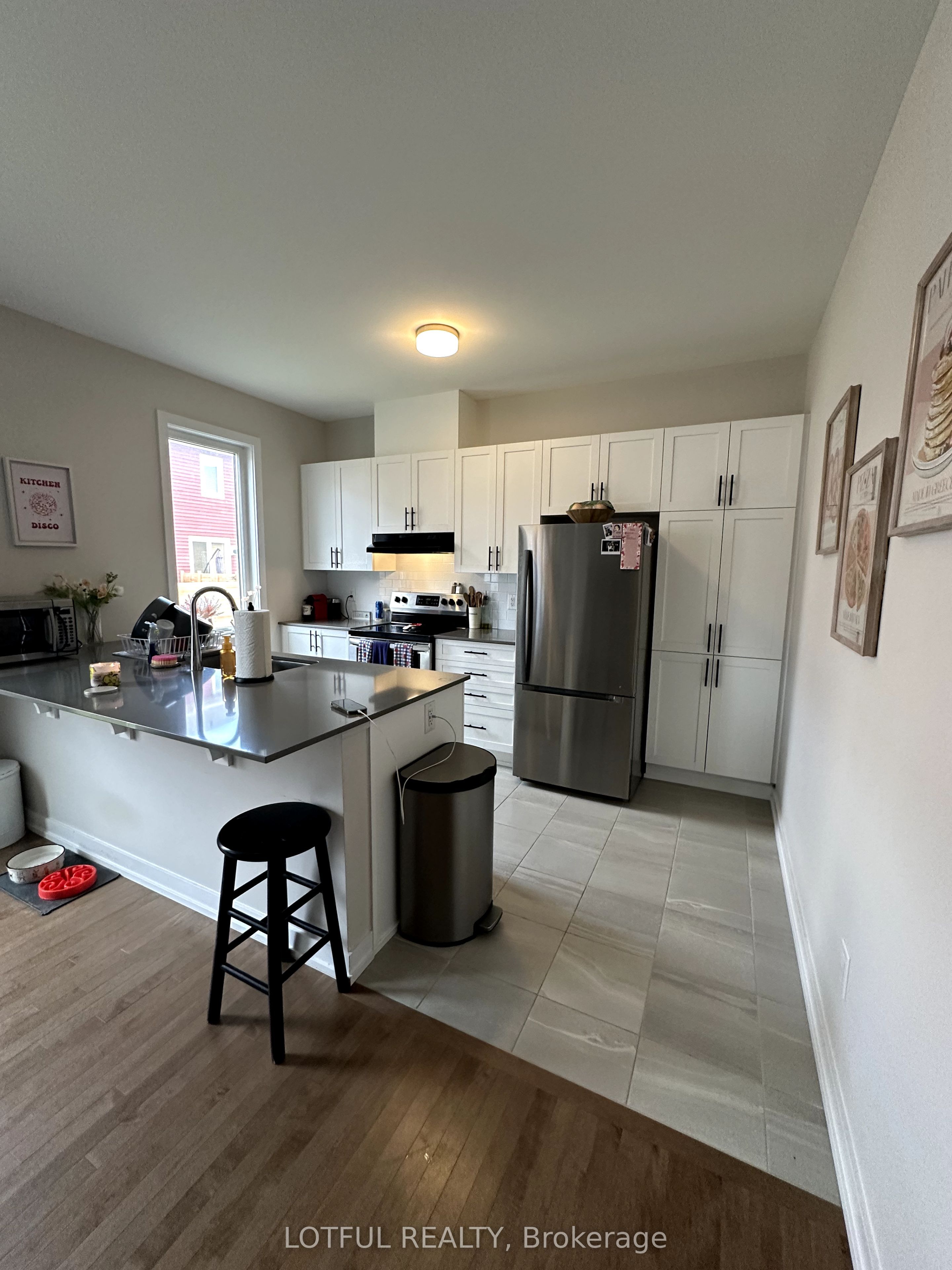 44 Chasing Grove Property Photo 7