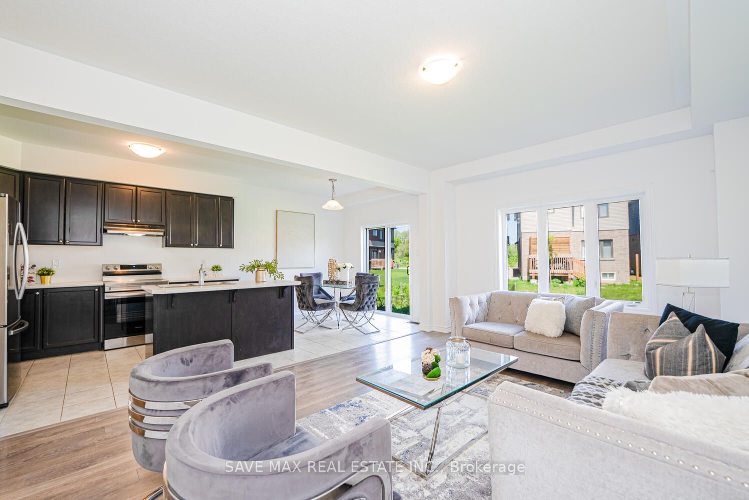 4 Tarrison Street S Property Photo 12