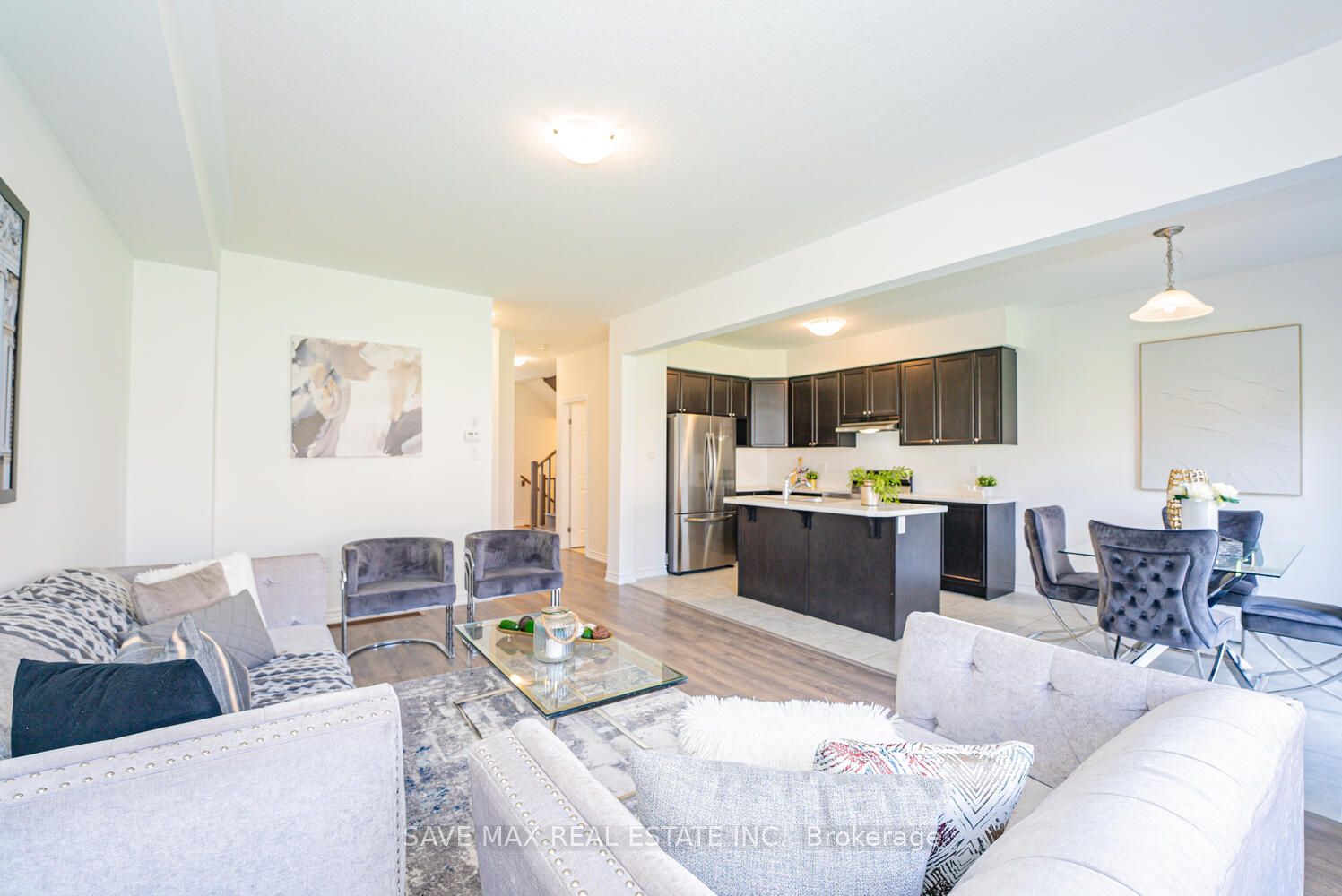 4 Tarrison Street S Property Photo 13