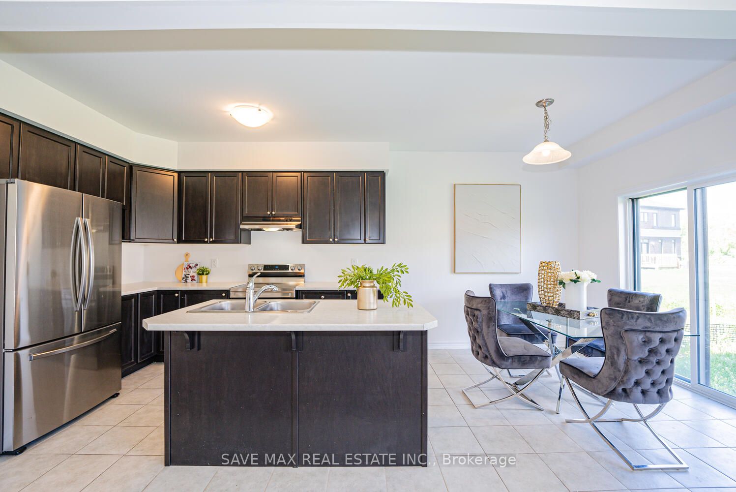 4 Tarrison Street S Property Photo 20