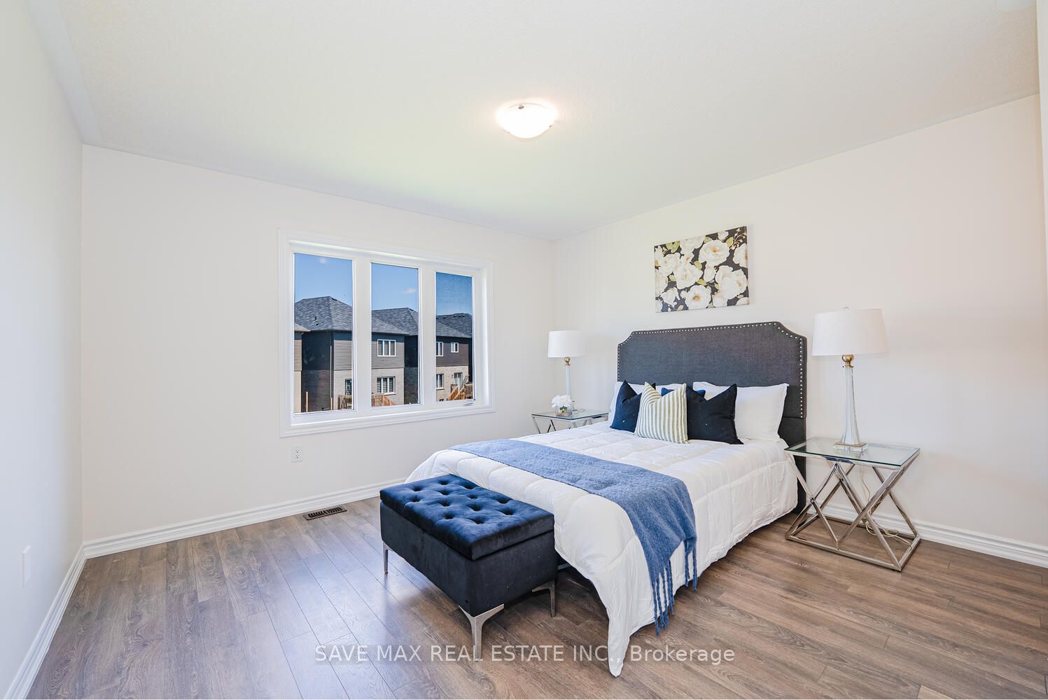 4 Tarrison Street S Property Photo 25