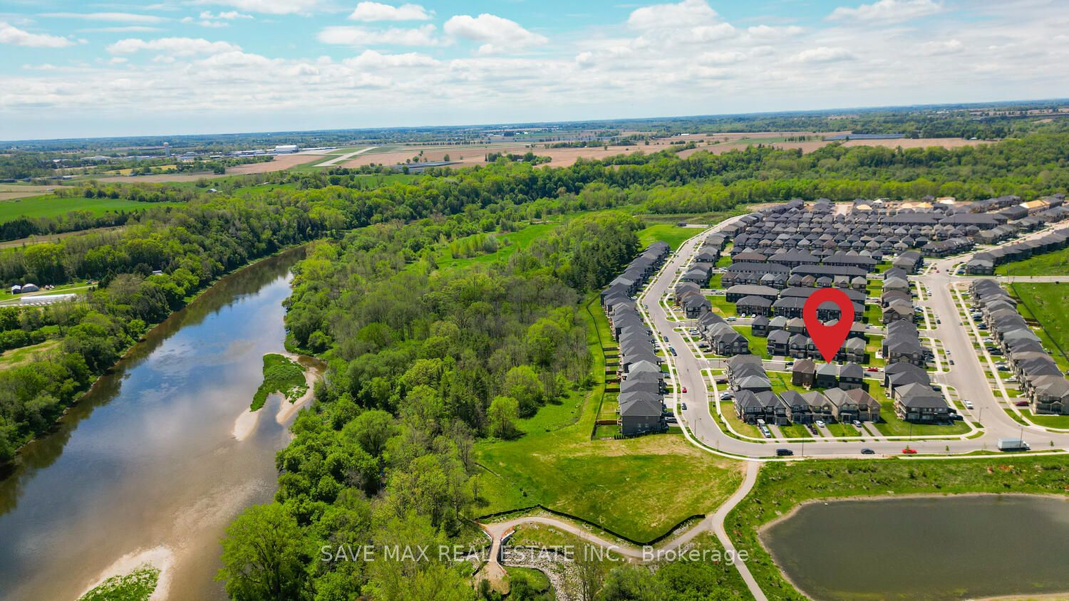 4 Tarrison Street S Property Photo 47