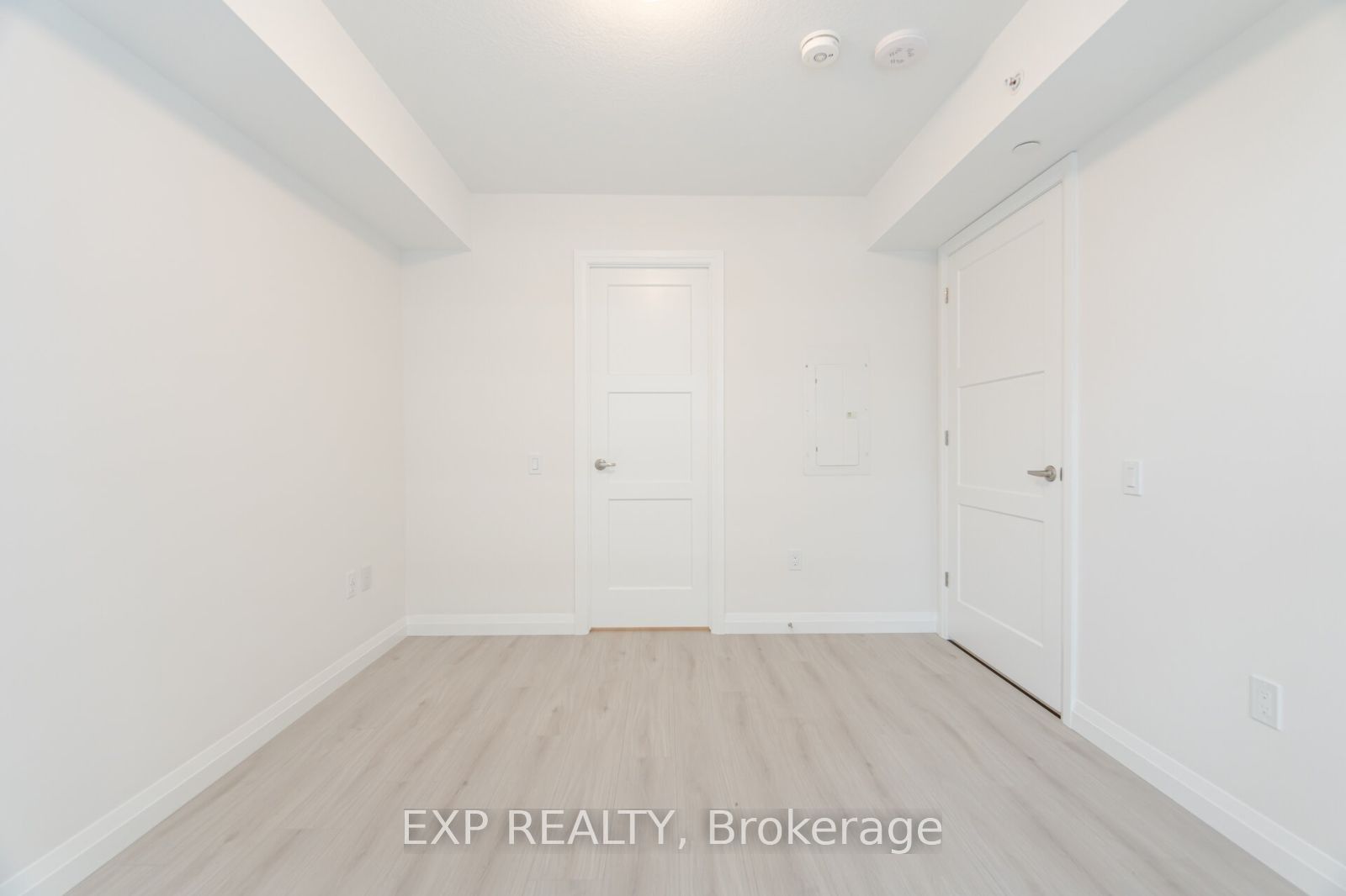 93 Arthur Street S 513 Property Photo 24