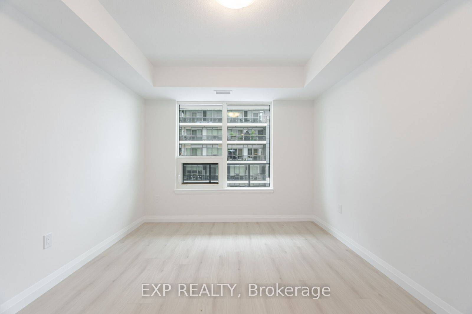93 Arthur Street S 513 Property Photo 25