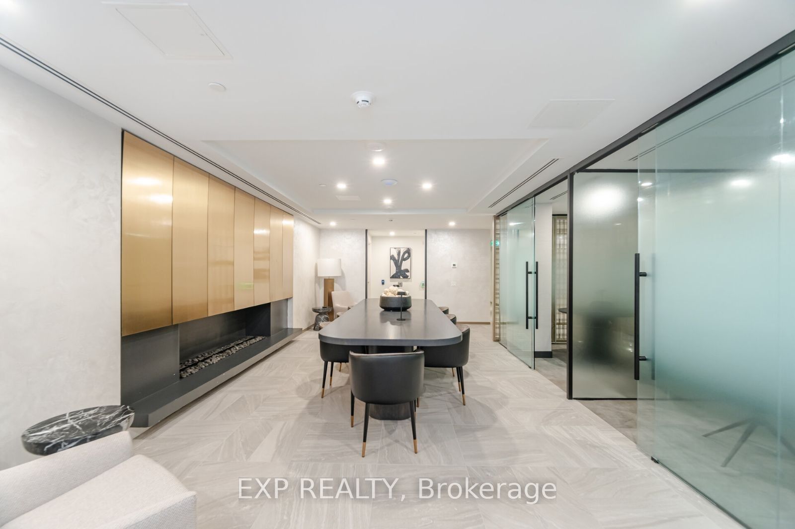 93 Arthur Street S 513 Property Photo 35