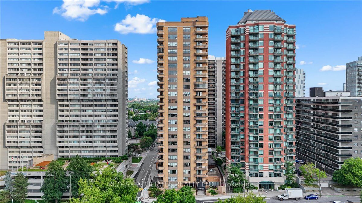 556 Laurier Avenue W 601 Property Photo 1