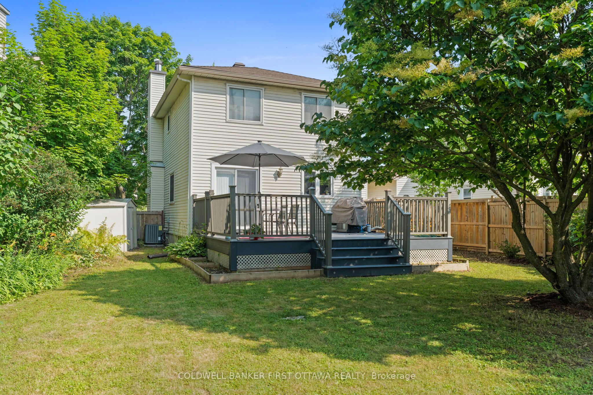 1883 Des Prairies Avenue Property Photo 31