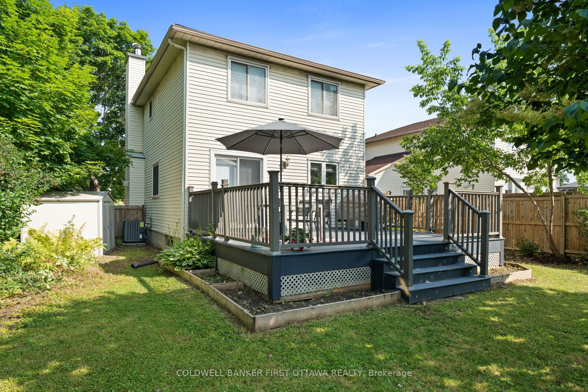 1883 Des Prairies Avenue Property Photo 32