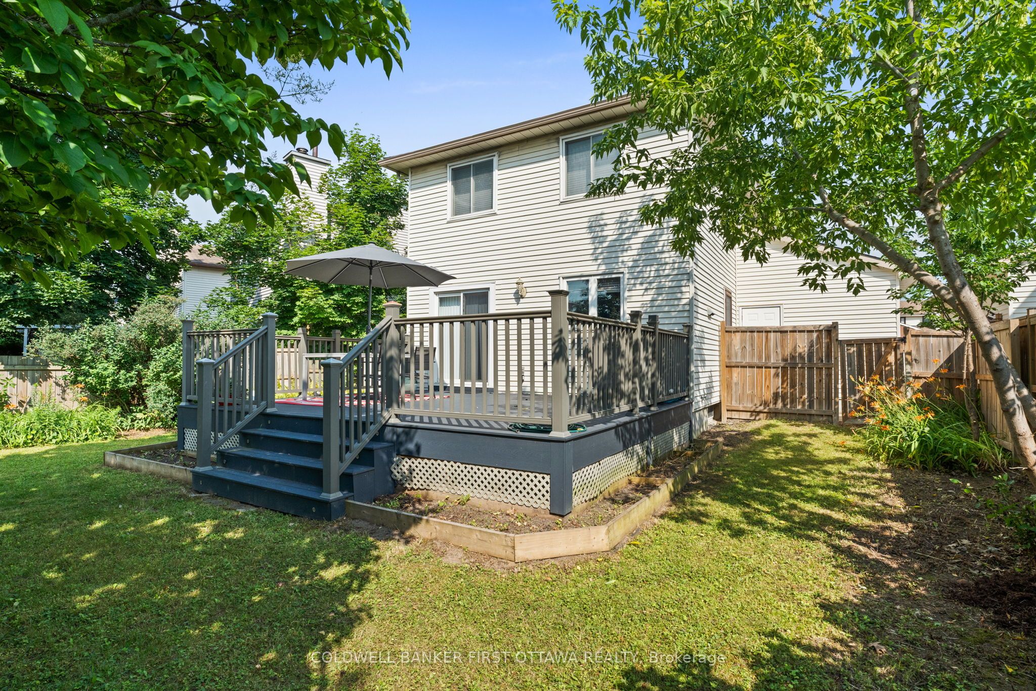 1883 Des Prairies Avenue Property Photo 33