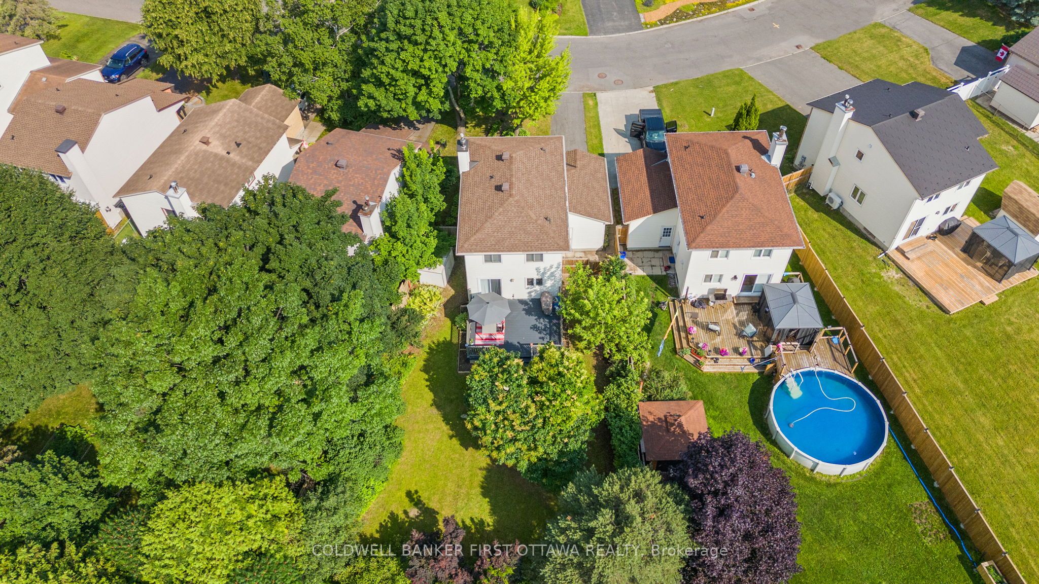 1883 Des Prairies Avenue Property Photo 40