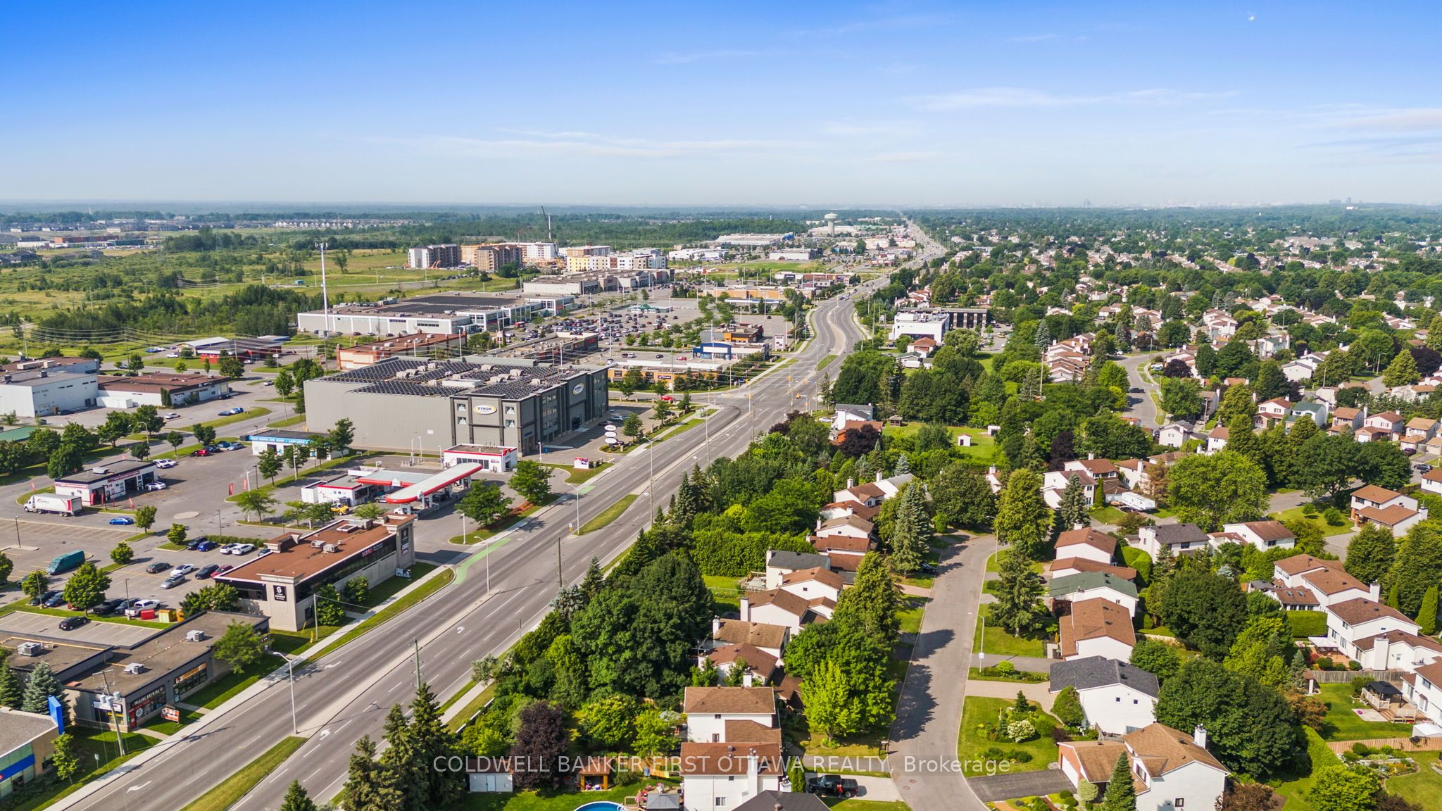 1883 Des Prairies Avenue Property Photo 44