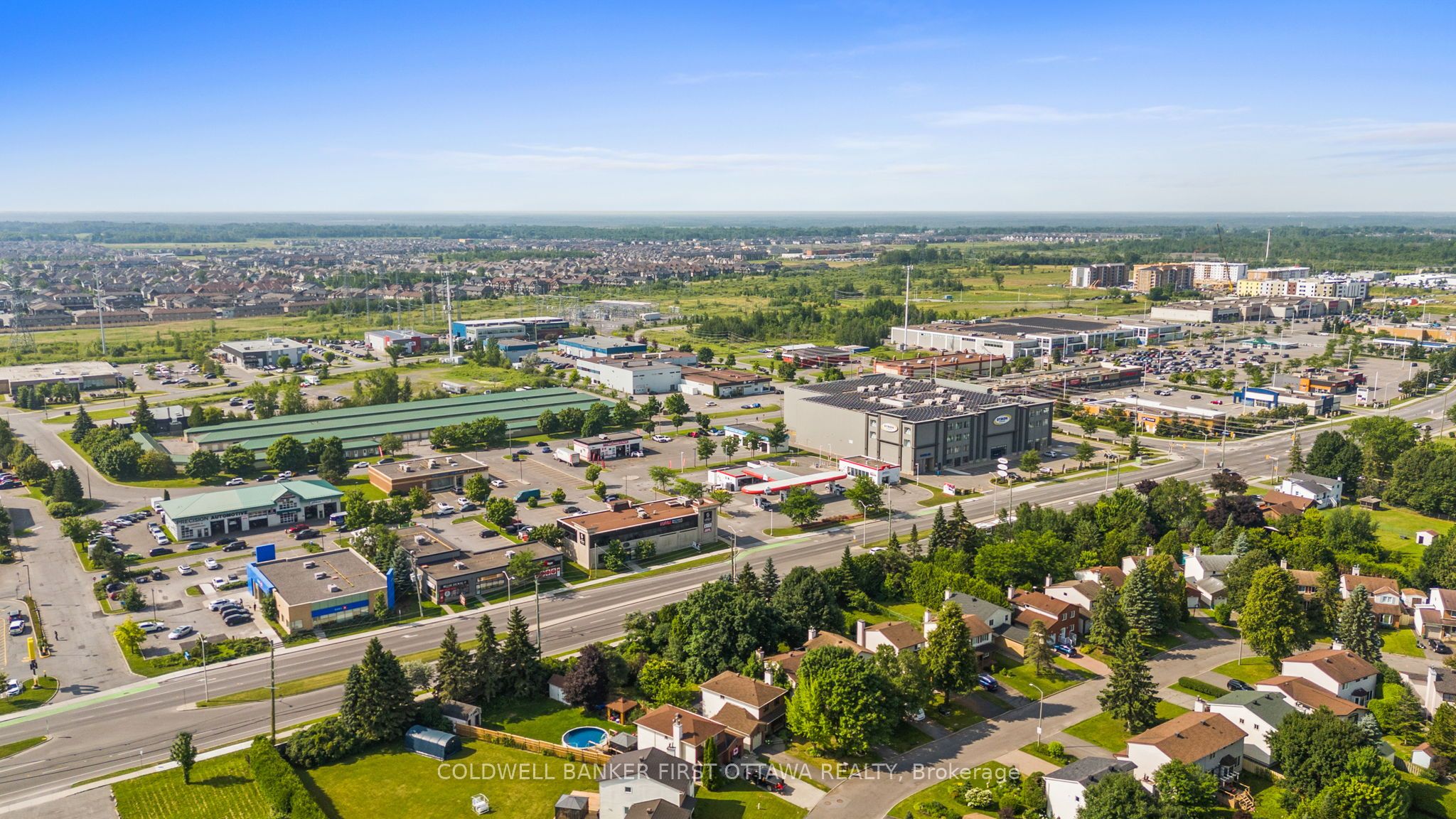 1883 Des Prairies Avenue Property Photo 46