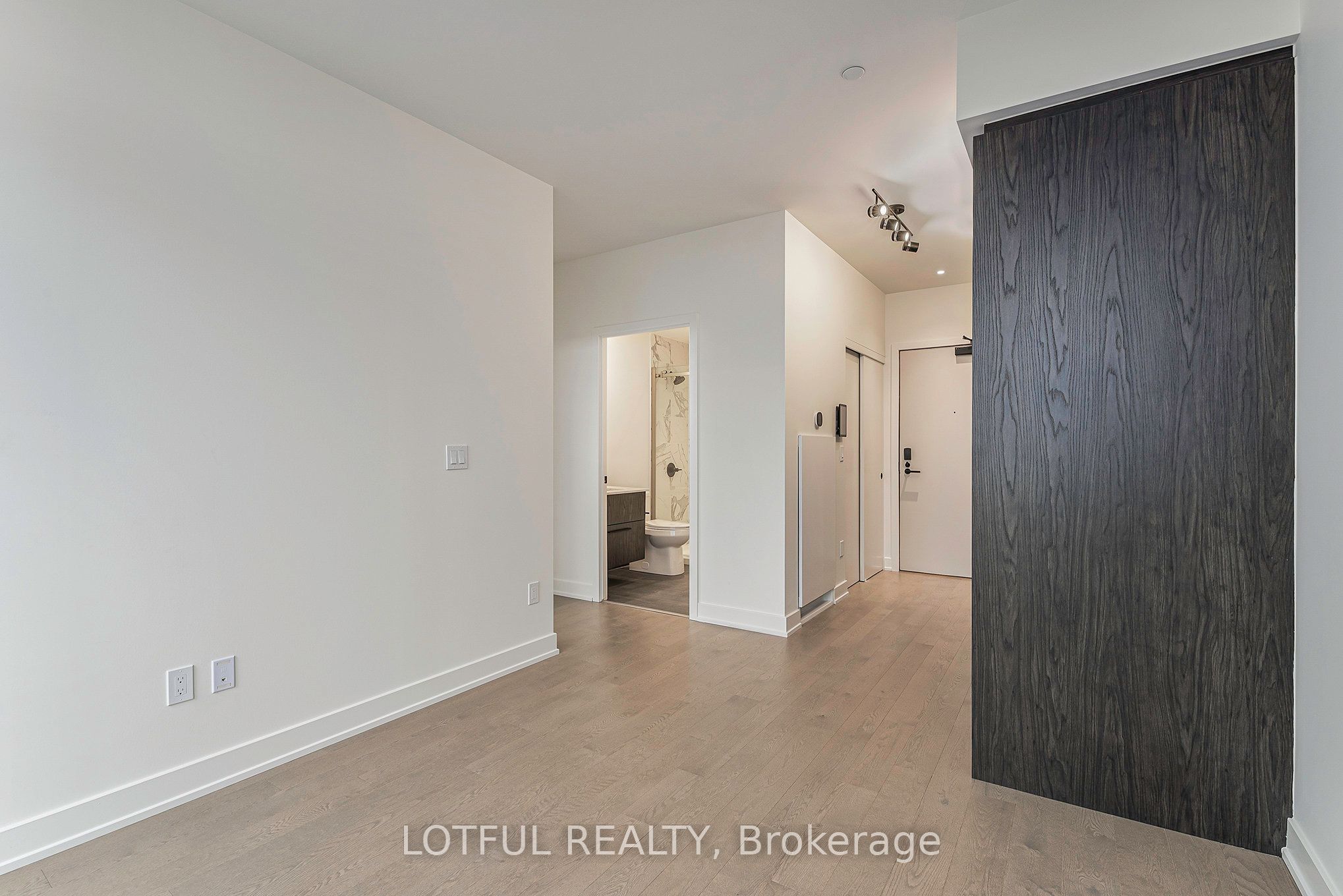 560 Rideau Street 1409 Property Photo 4