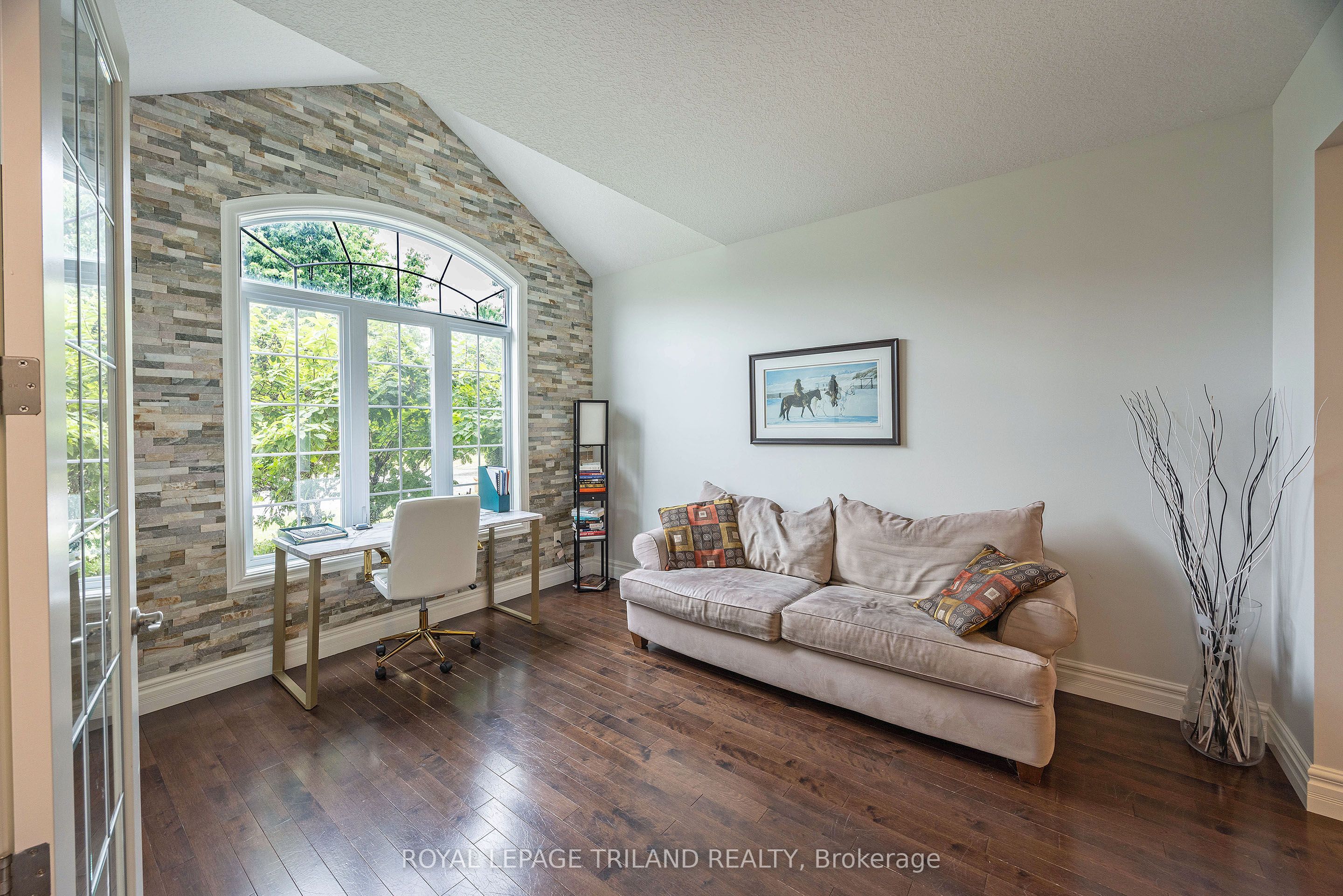 2091 Pennyroyal Street Property Photo 6