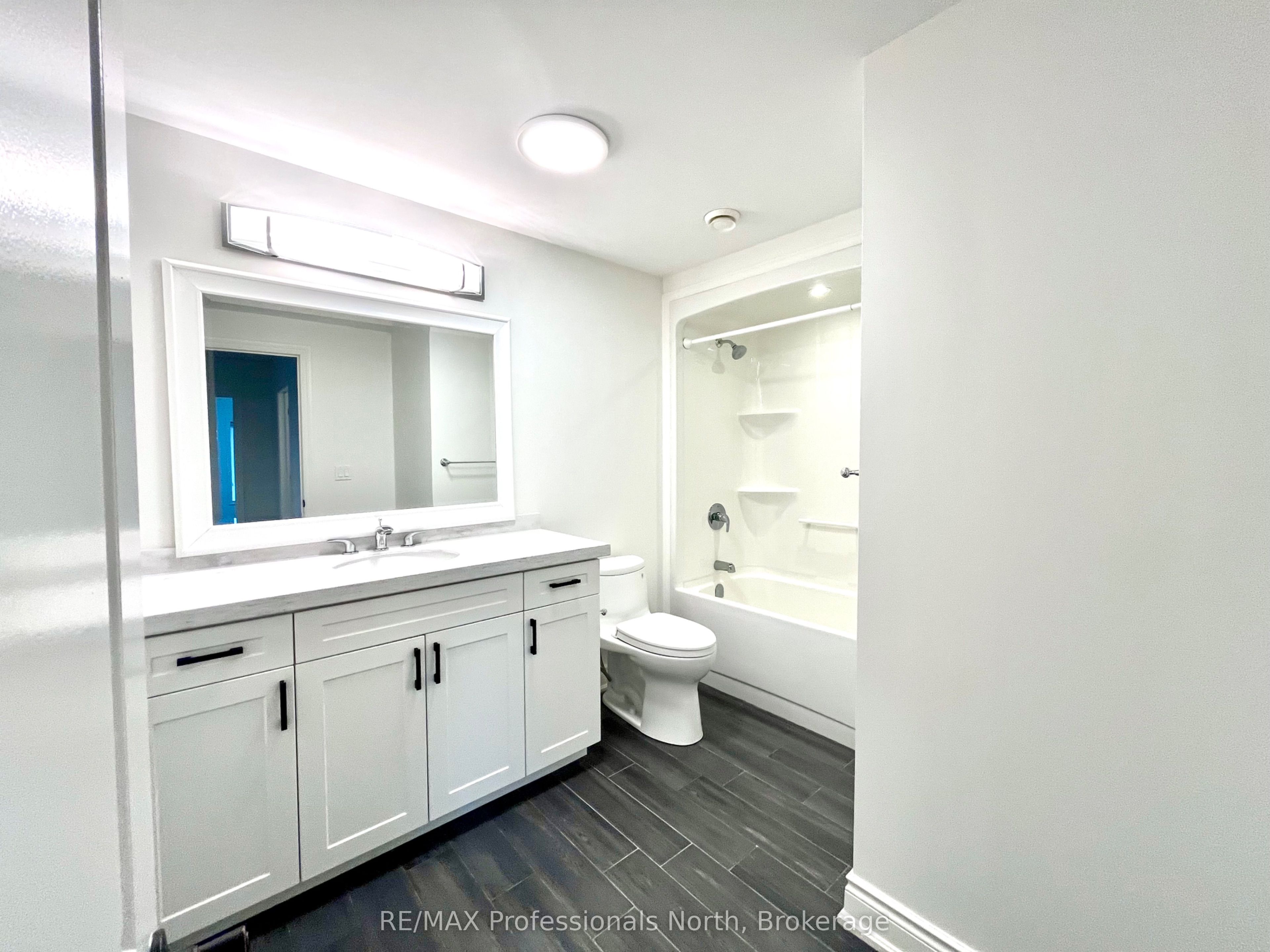 4 Lake Avenue 204 Property Photo 12
