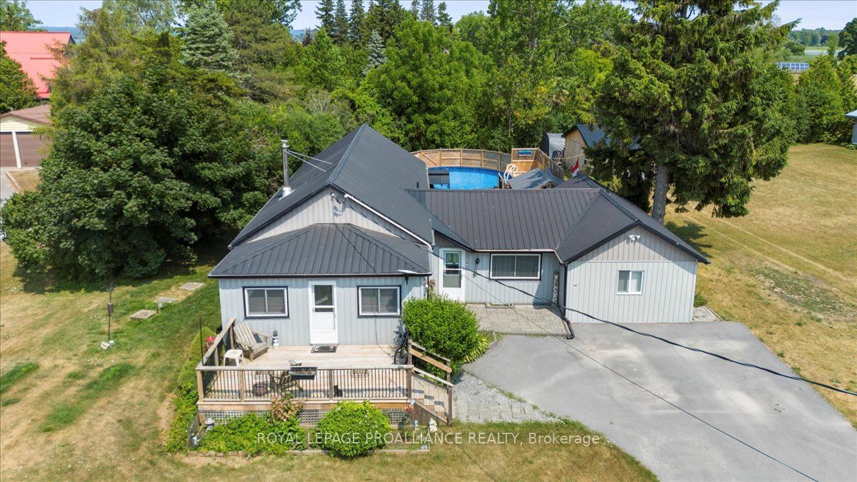 644 Smokes Point Road Property Photo 1