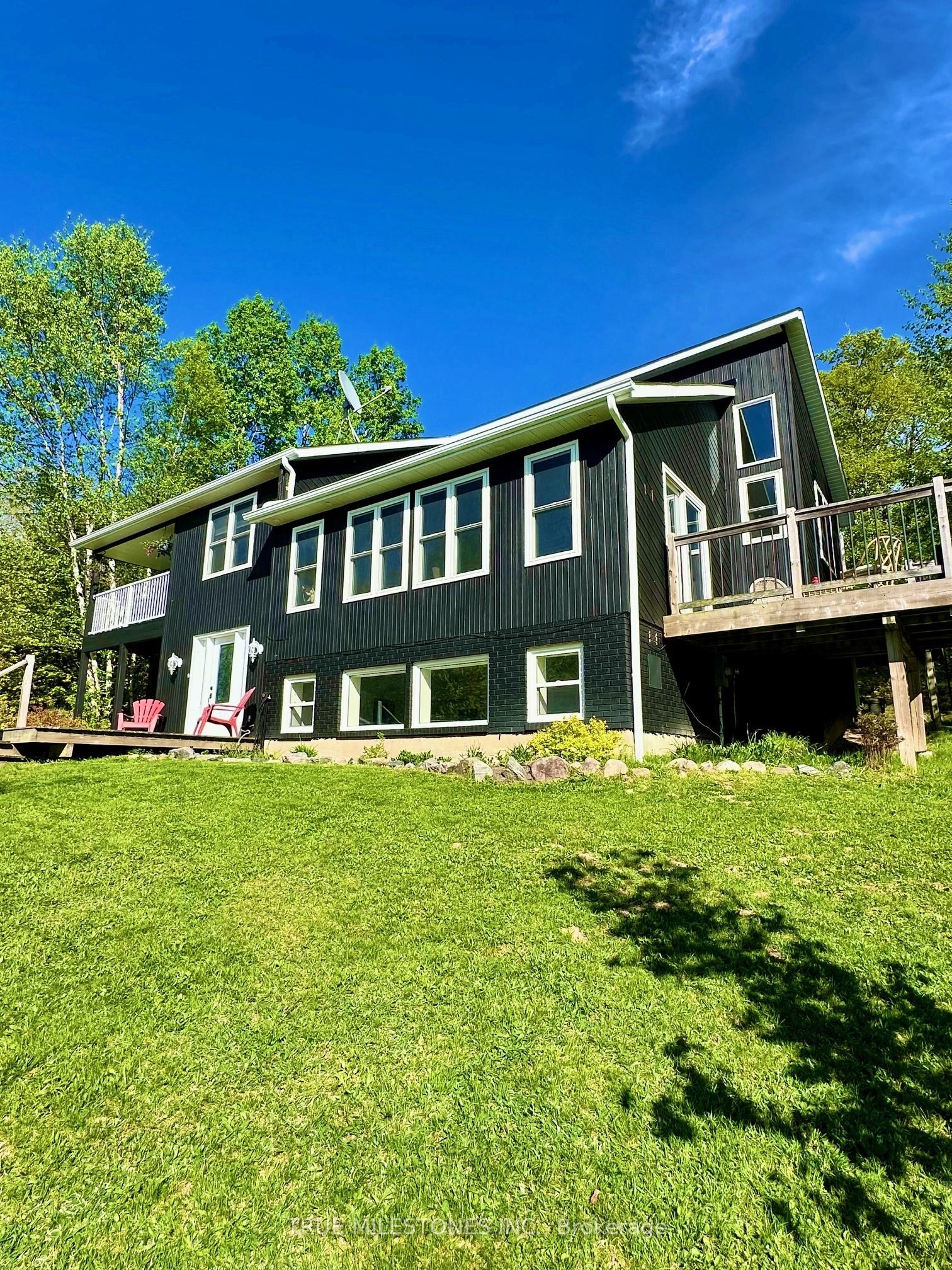 336 Clear Lake Rd Property Photo 1