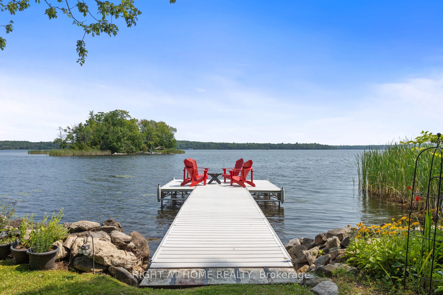 60 Mcgregor Drive Property Photo 2