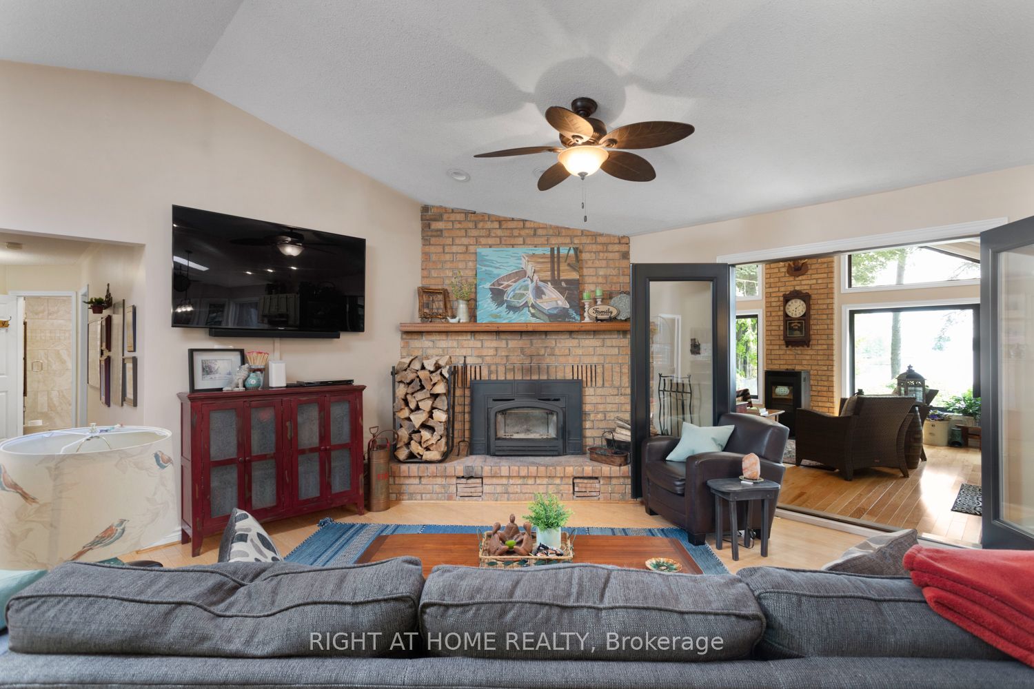 60 Mcgregor Drive Property Photo 14