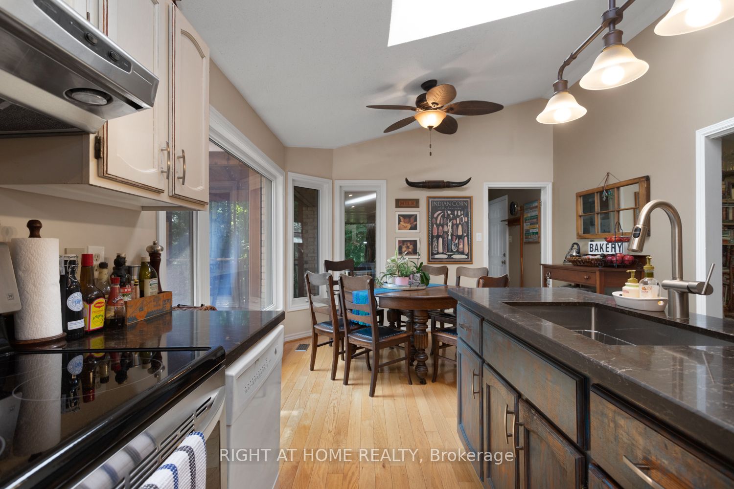 60 Mcgregor Drive Property Photo 17