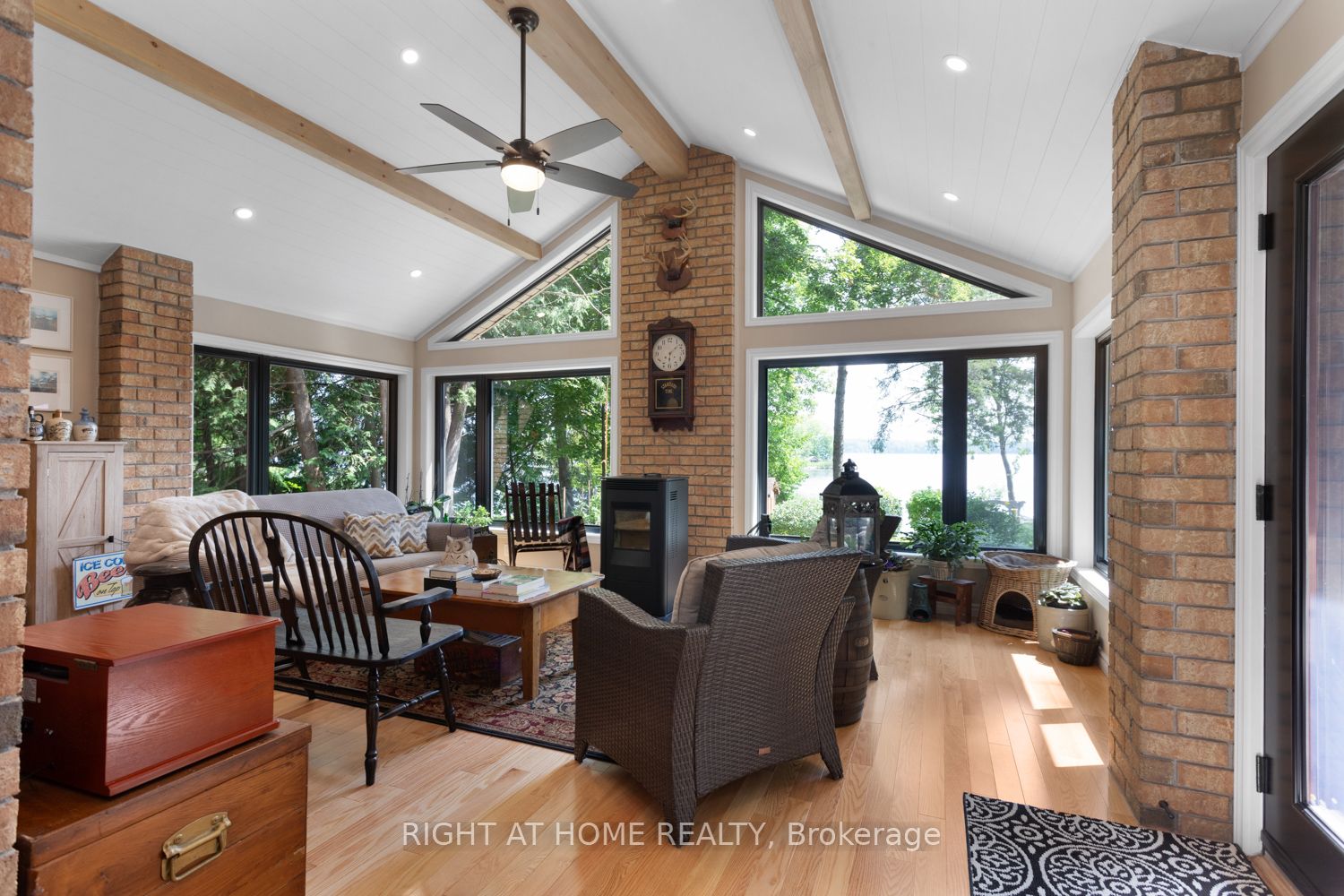 60 Mcgregor Drive Property Photo 21