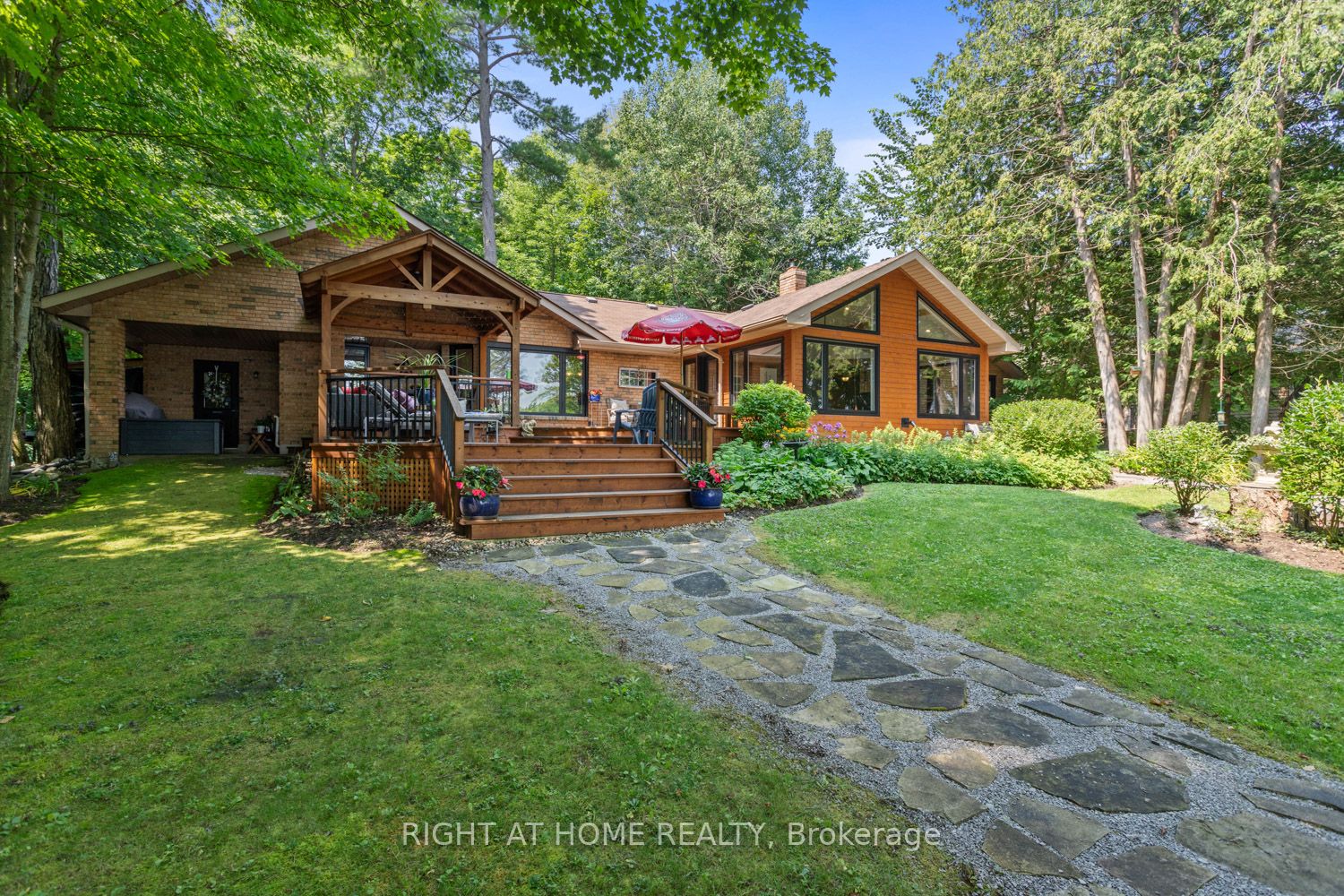 60 Mcgregor Drive Property Photo 32