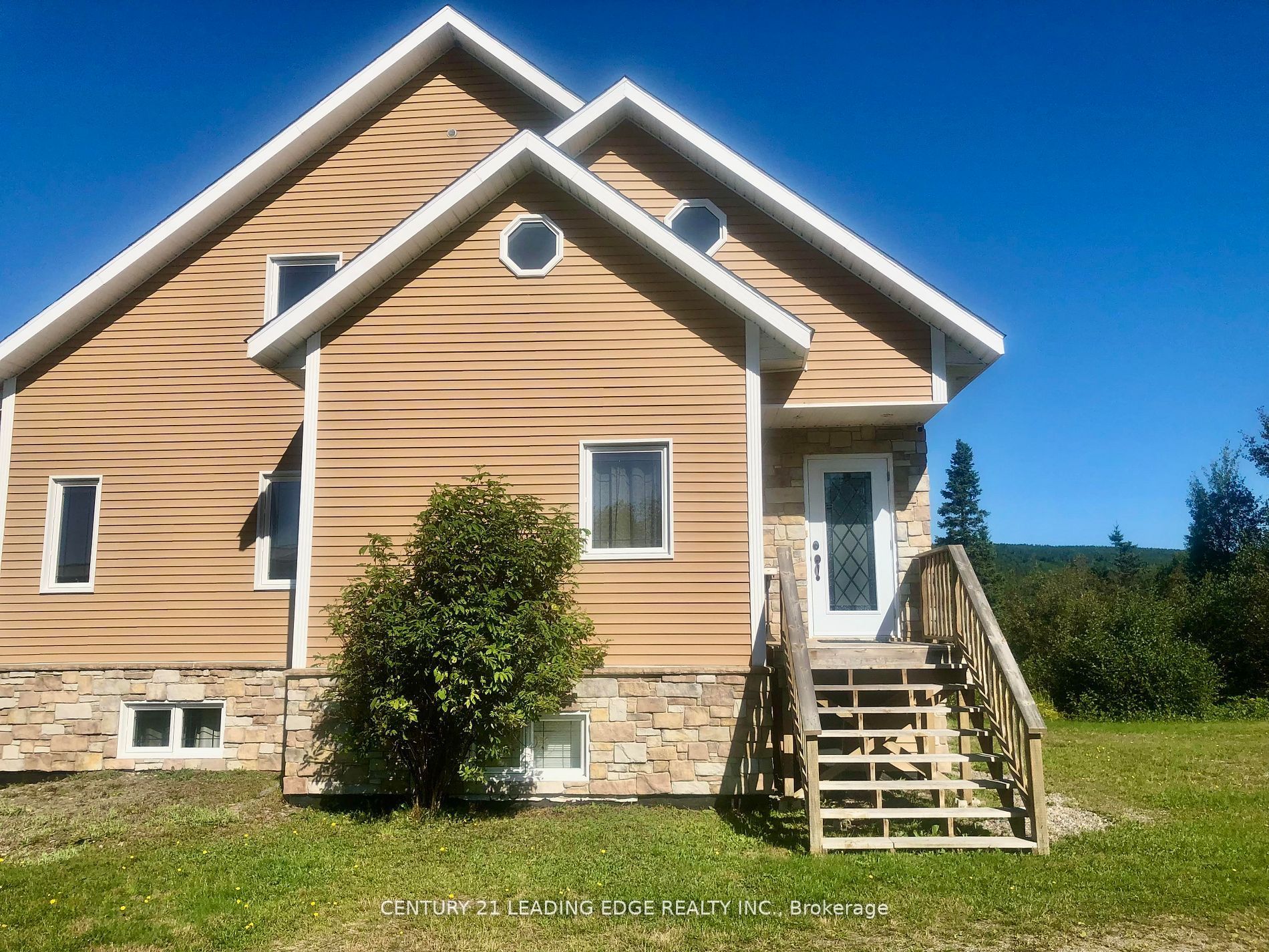 379 A J. W. Pickersgill Boulevard Property Photo 1
