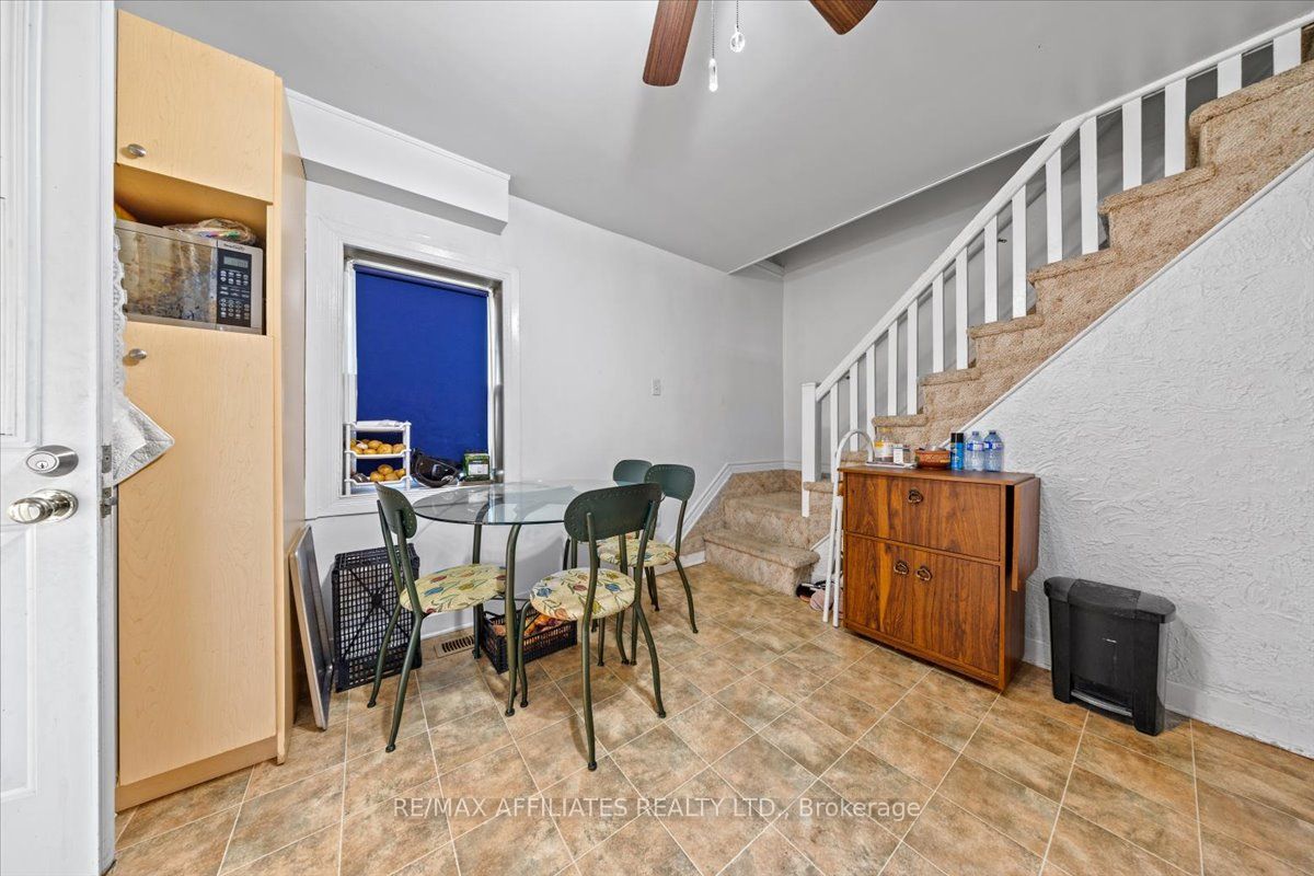 310 Shakespeare Street Property Photo 11