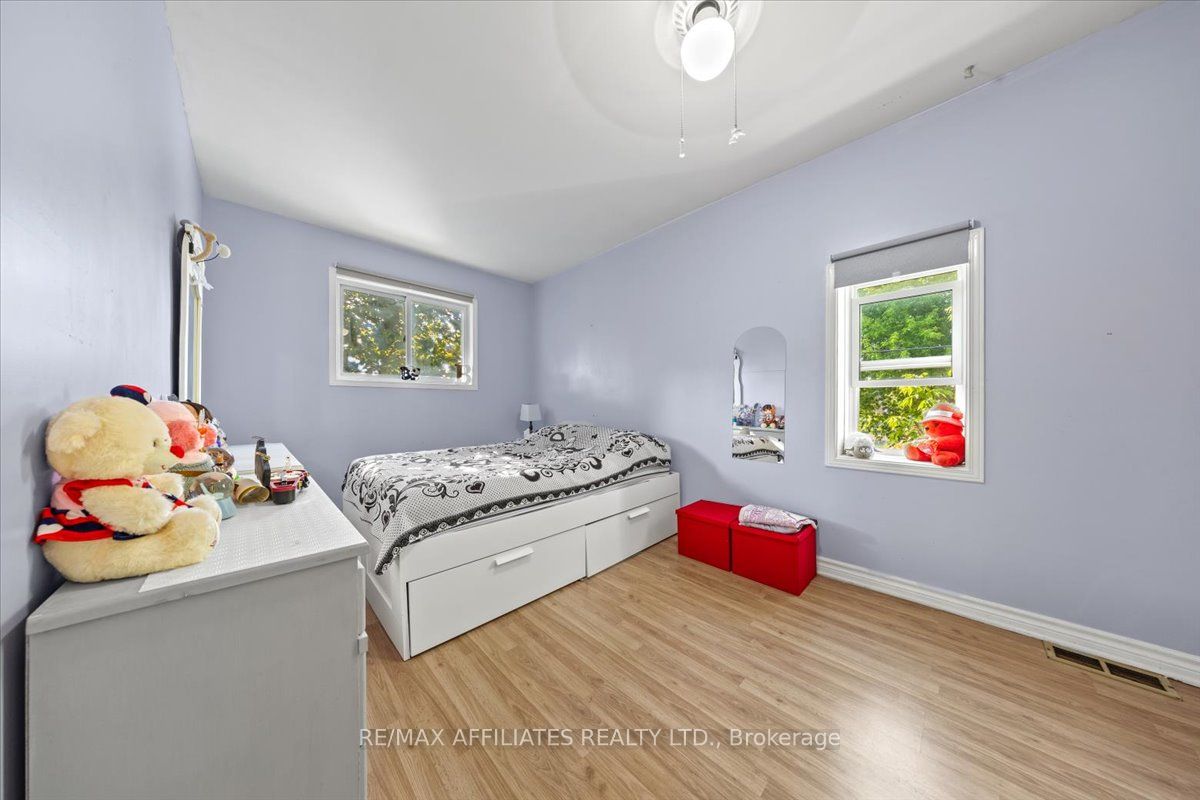 310 Shakespeare Street Property Photo 13